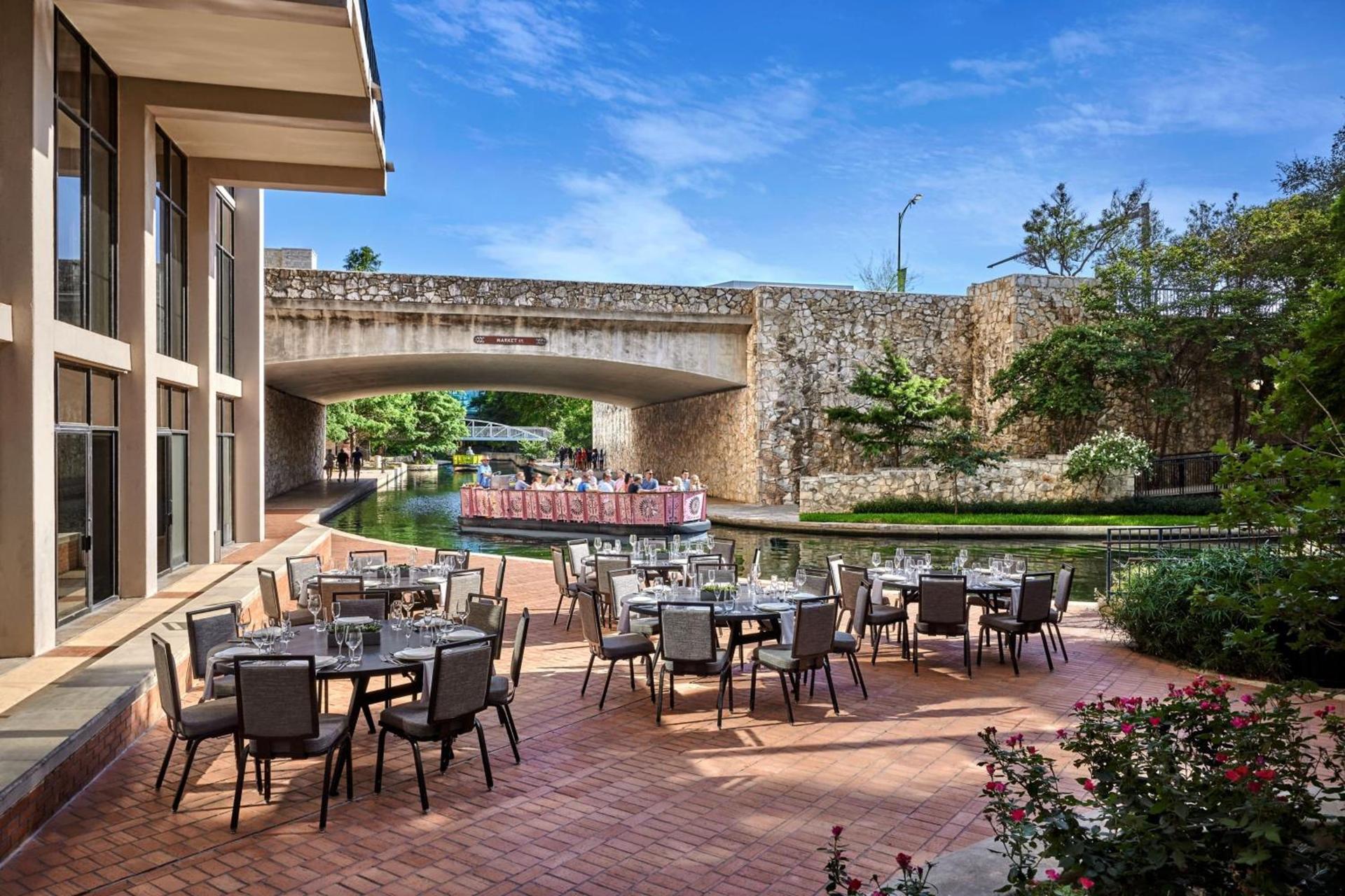 San Antonio Marriott Rivercenter on the River Walk photo 42