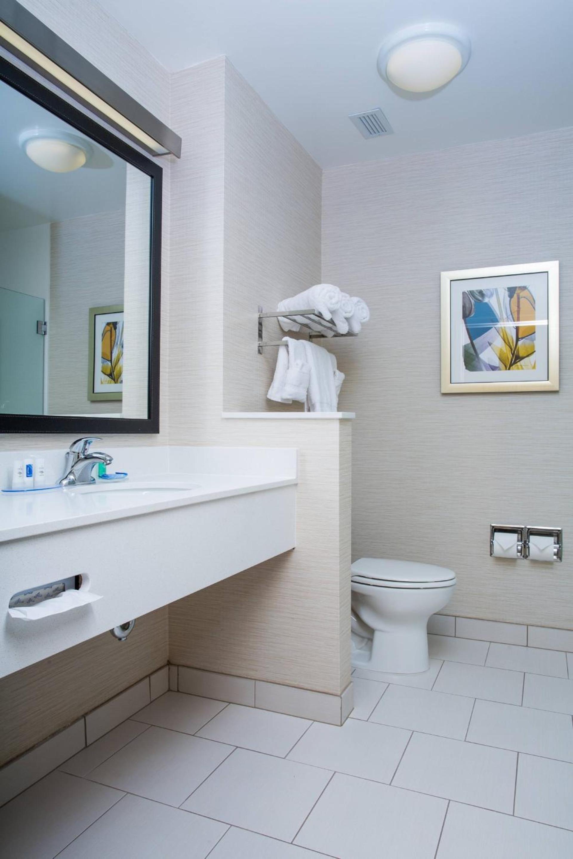 Fairfield Inn & Suites by Marriott Lincoln Southeast photo 8