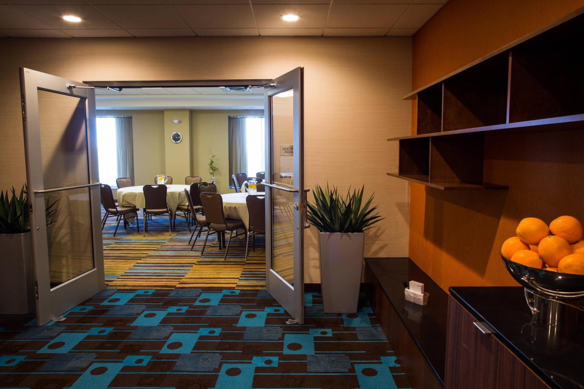Fairfield Inn & Suites by Marriott Lincoln Southeast photo 16
