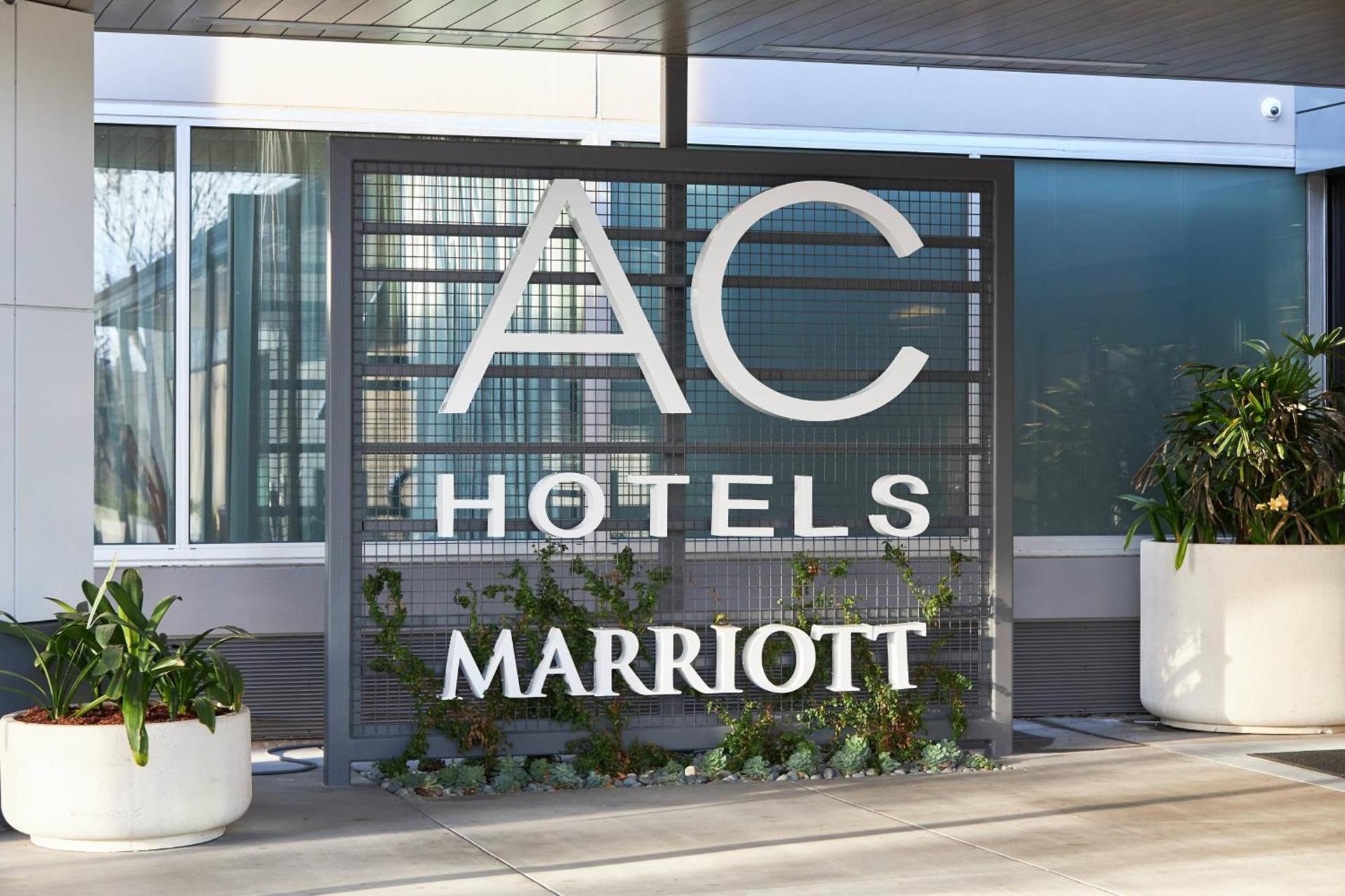 AC Hotel by Marriott Pleasanton photo 4