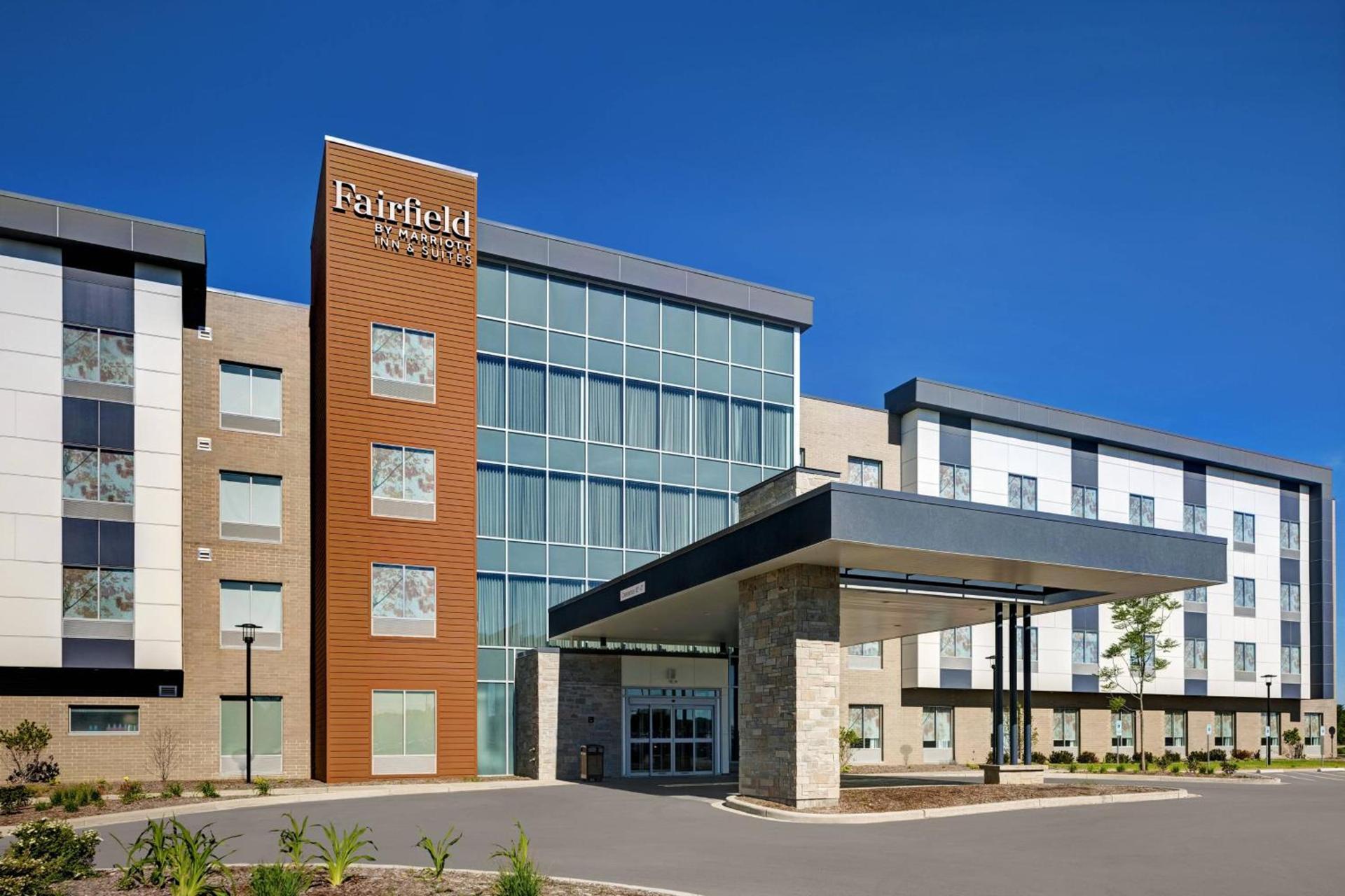 Fairfield Inn & Suites by Marriott Milwaukee Brookfield photo 2