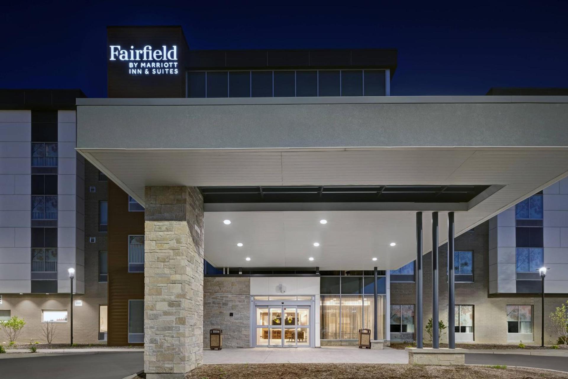 Fairfield Inn & Suites by Marriott Milwaukee Brookfield photo 4