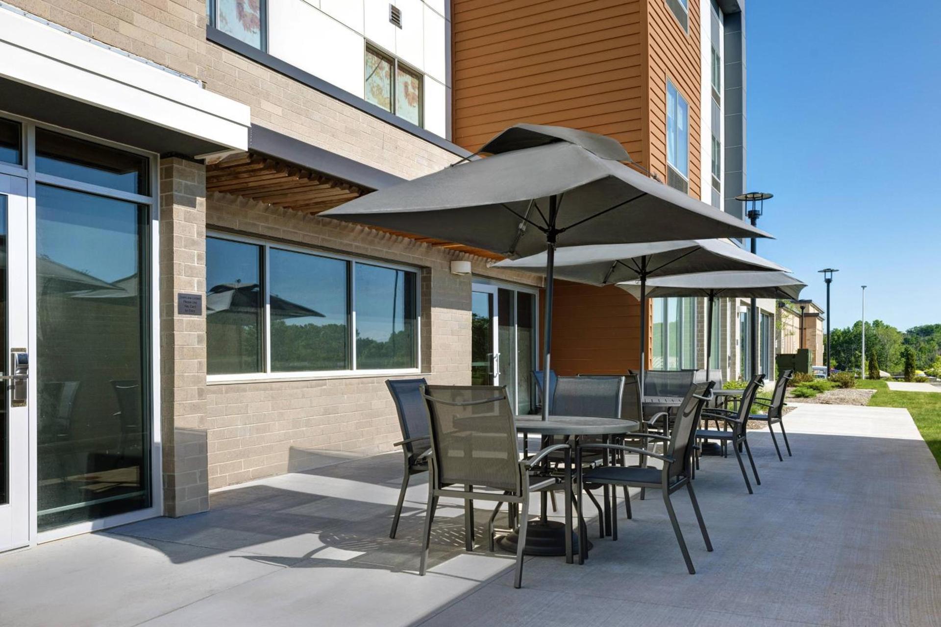 Fairfield Inn & Suites by Marriott Milwaukee Brookfield photo 25