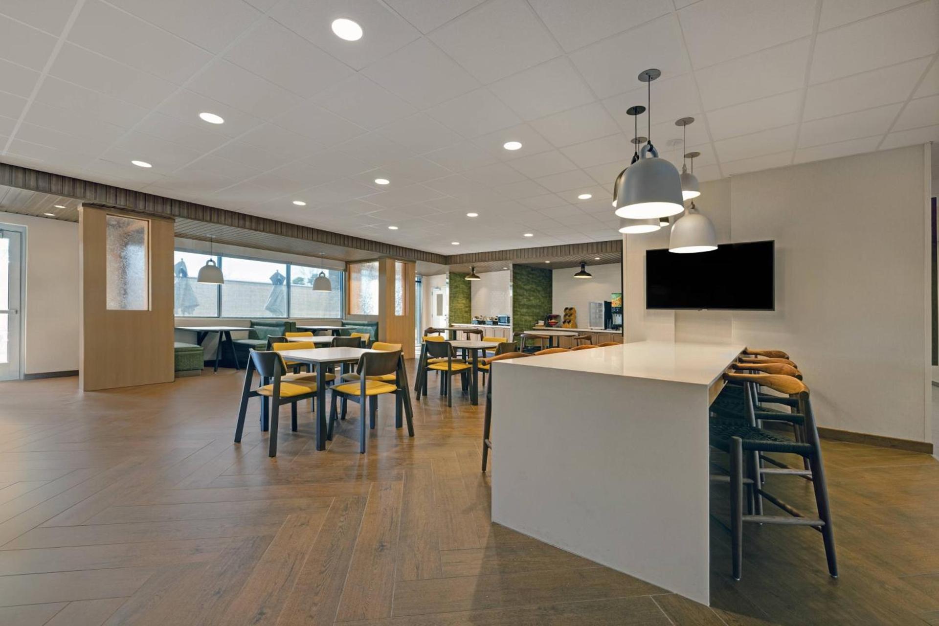 Fairfield Inn & Suites by Marriott Milwaukee Brookfield photo 26