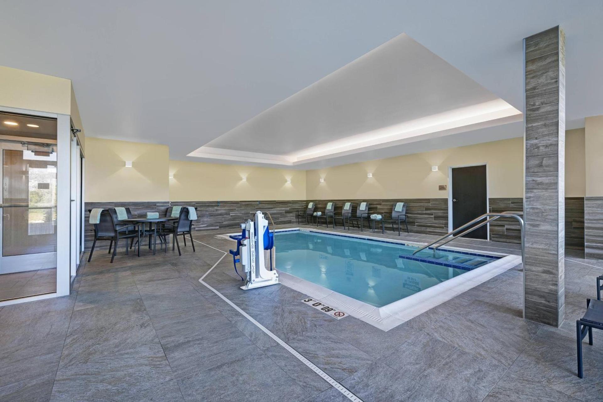 Fairfield Inn & Suites by Marriott Milwaukee Brookfield photo 32