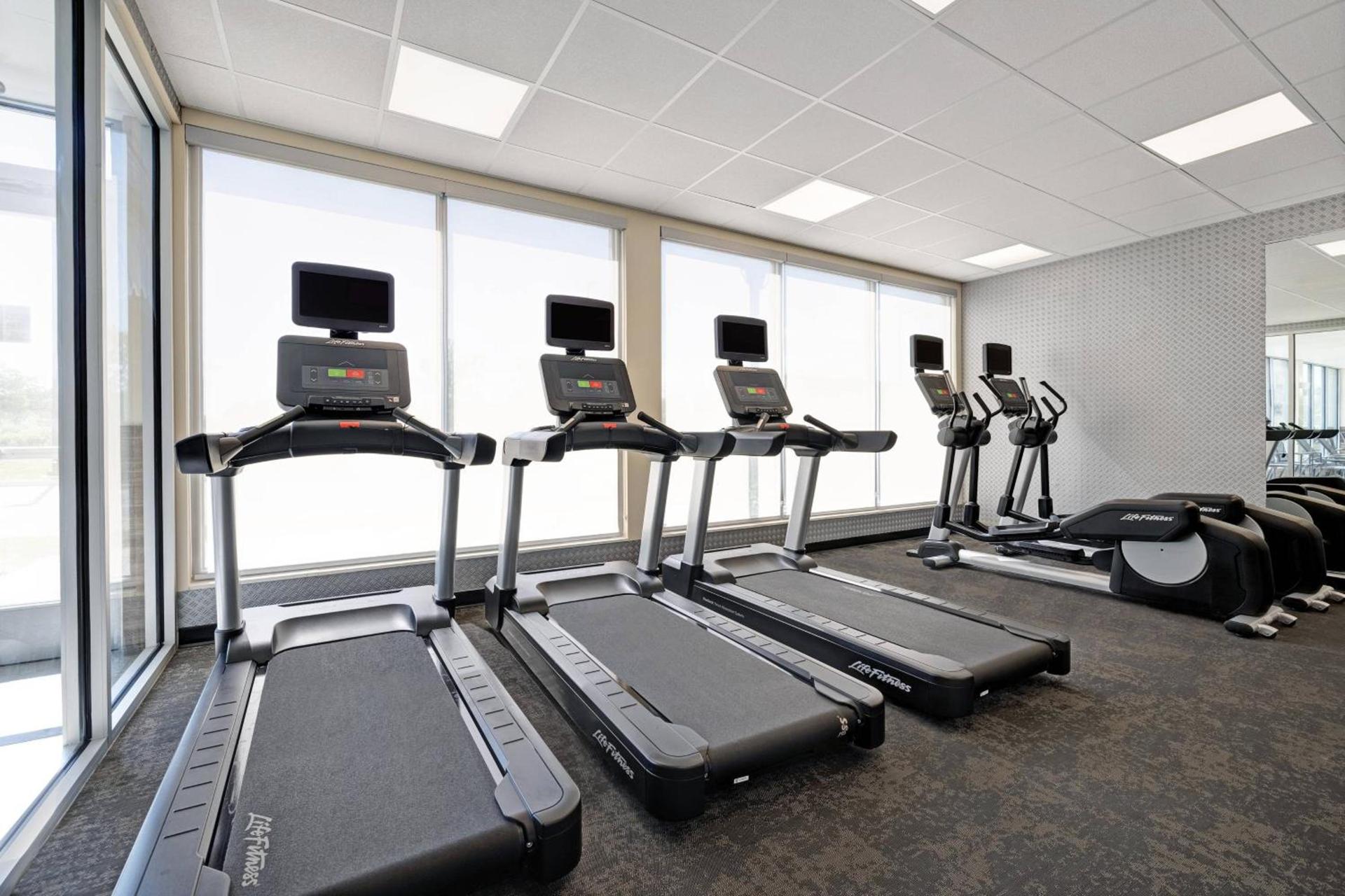 Fairfield Inn & Suites by Marriott Milwaukee Brookfield photo 35