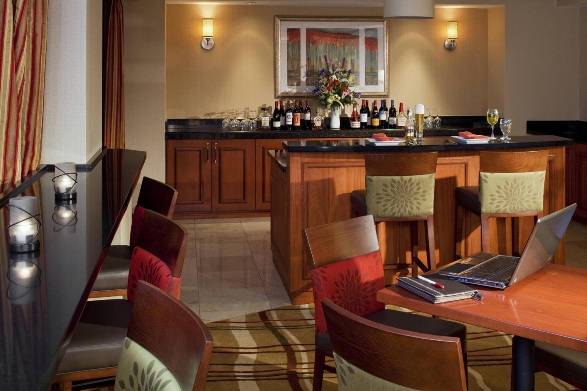 Denver Airport Marriott at Gateway Park photo 13