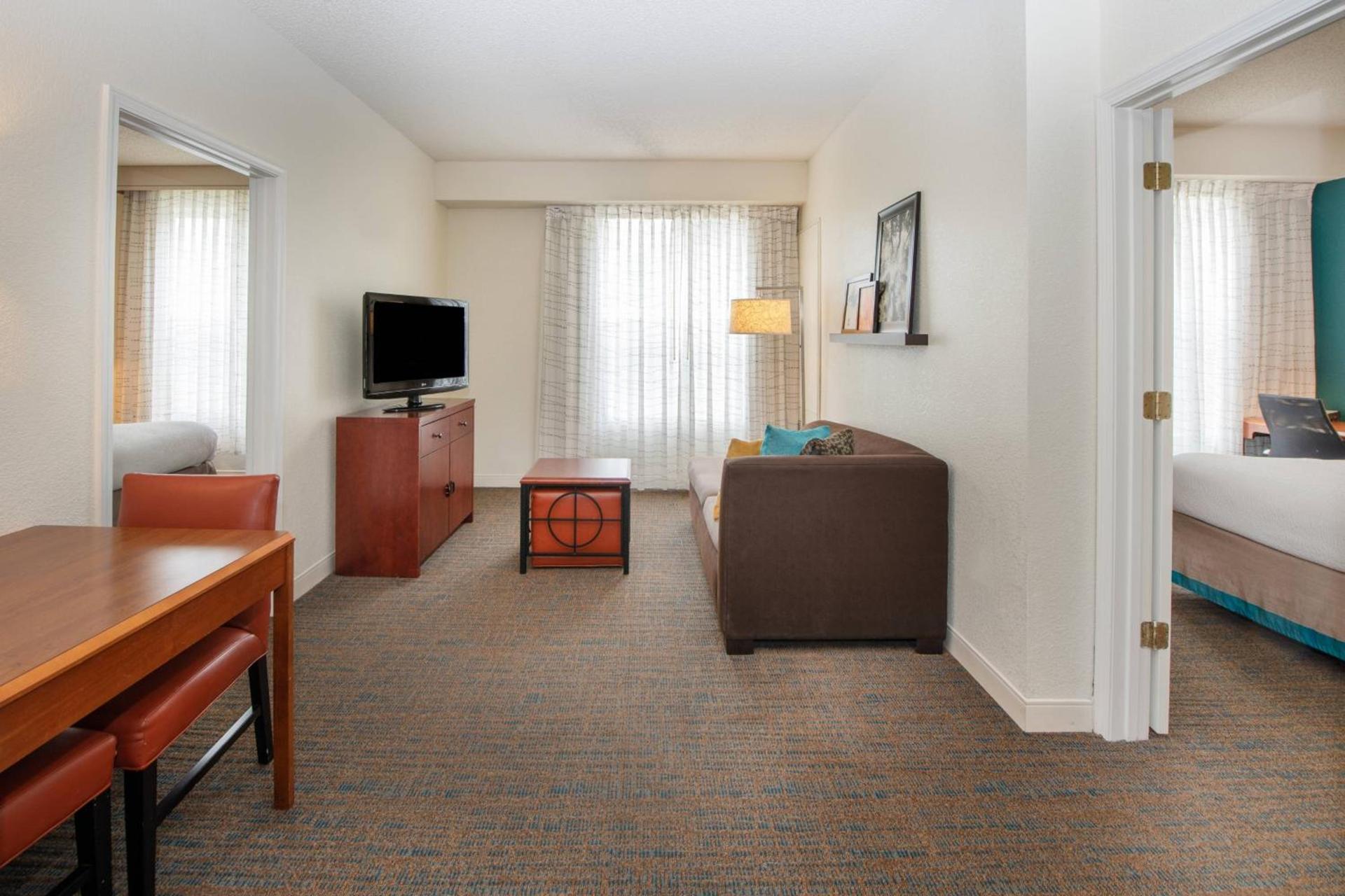 Residence Inn by Marriott Newark Silicon Valley photo 19
