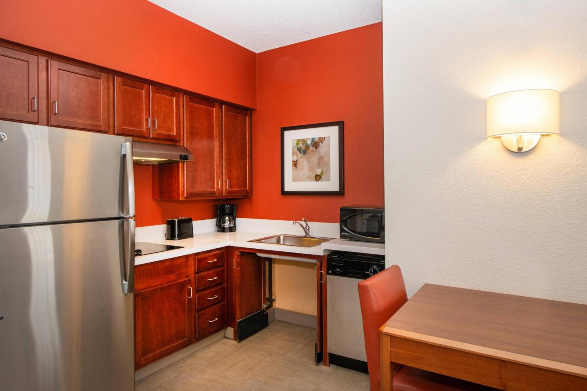Residence Inn by Marriott Newark Silicon Valley photo 27