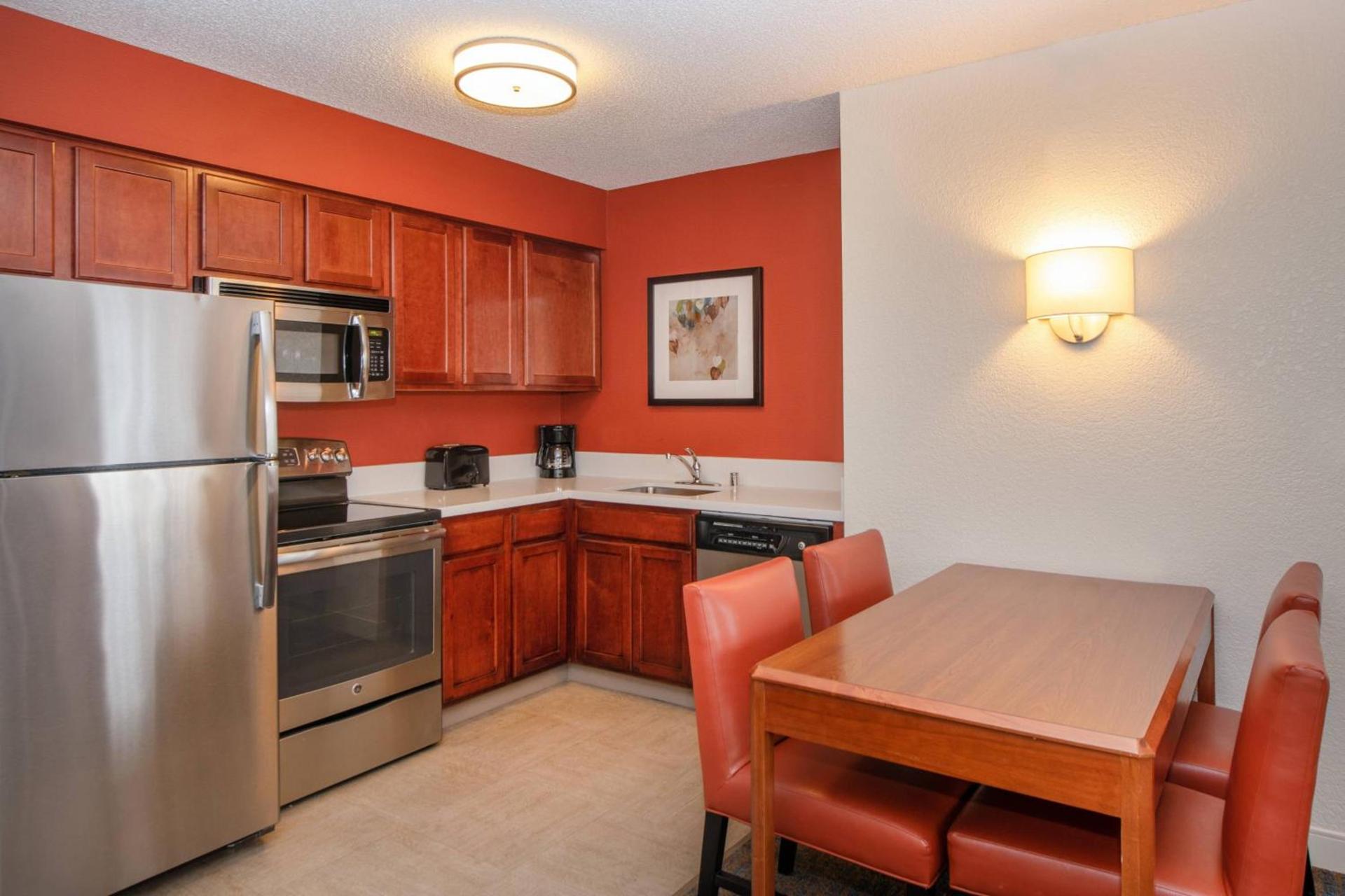 Residence Inn by Marriott Newark Silicon Valley photo 23
