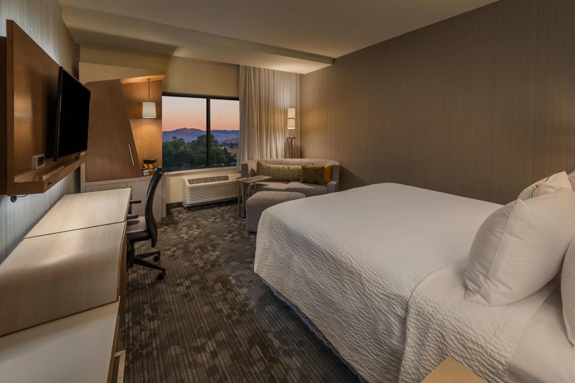 Courtyard by Marriott Reno Downtown/Riverfront photo 11