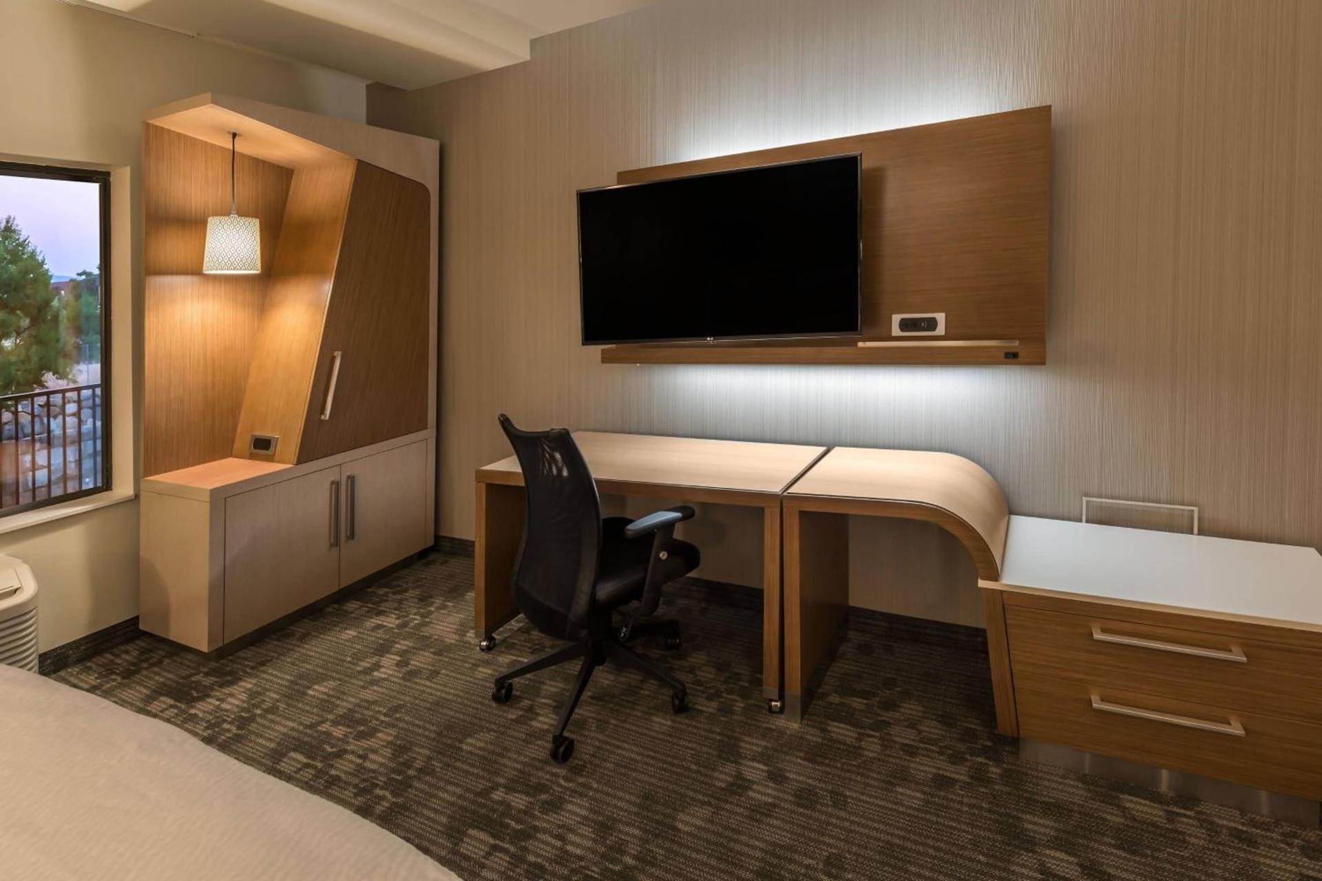 Courtyard by Marriott Reno Downtown/Riverfront photo 12