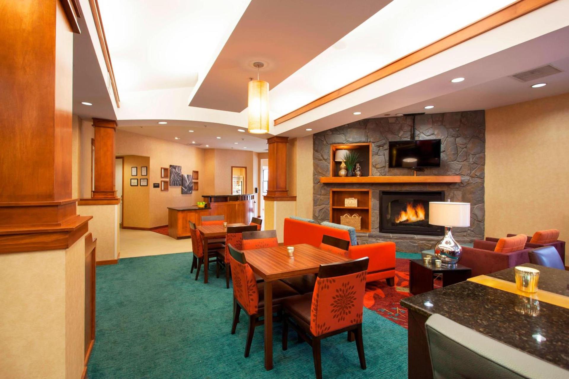 Sonesta ES Suites Phoenix Goodyear photo 4