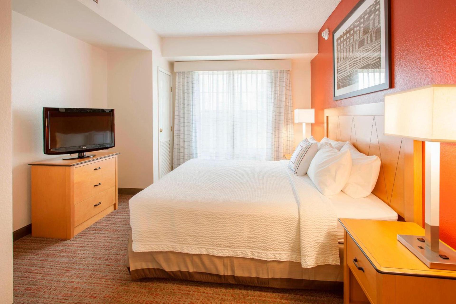 Sonesta ES Suites Phoenix Goodyear photo 8