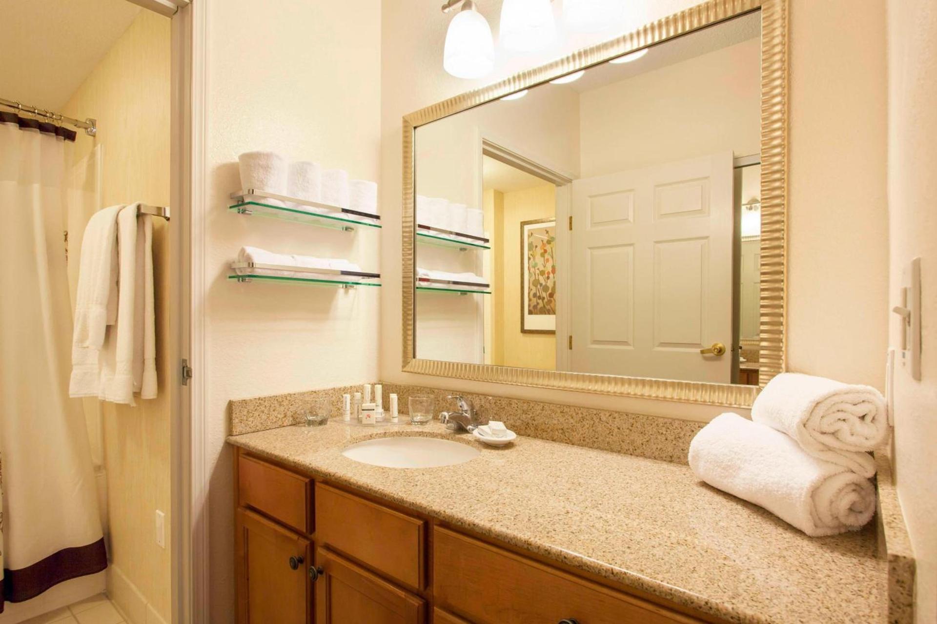 Sonesta ES Suites Phoenix Goodyear photo 14