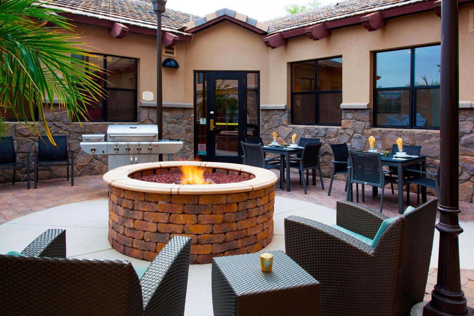 Sonesta ES Suites Phoenix Goodyear photo 17