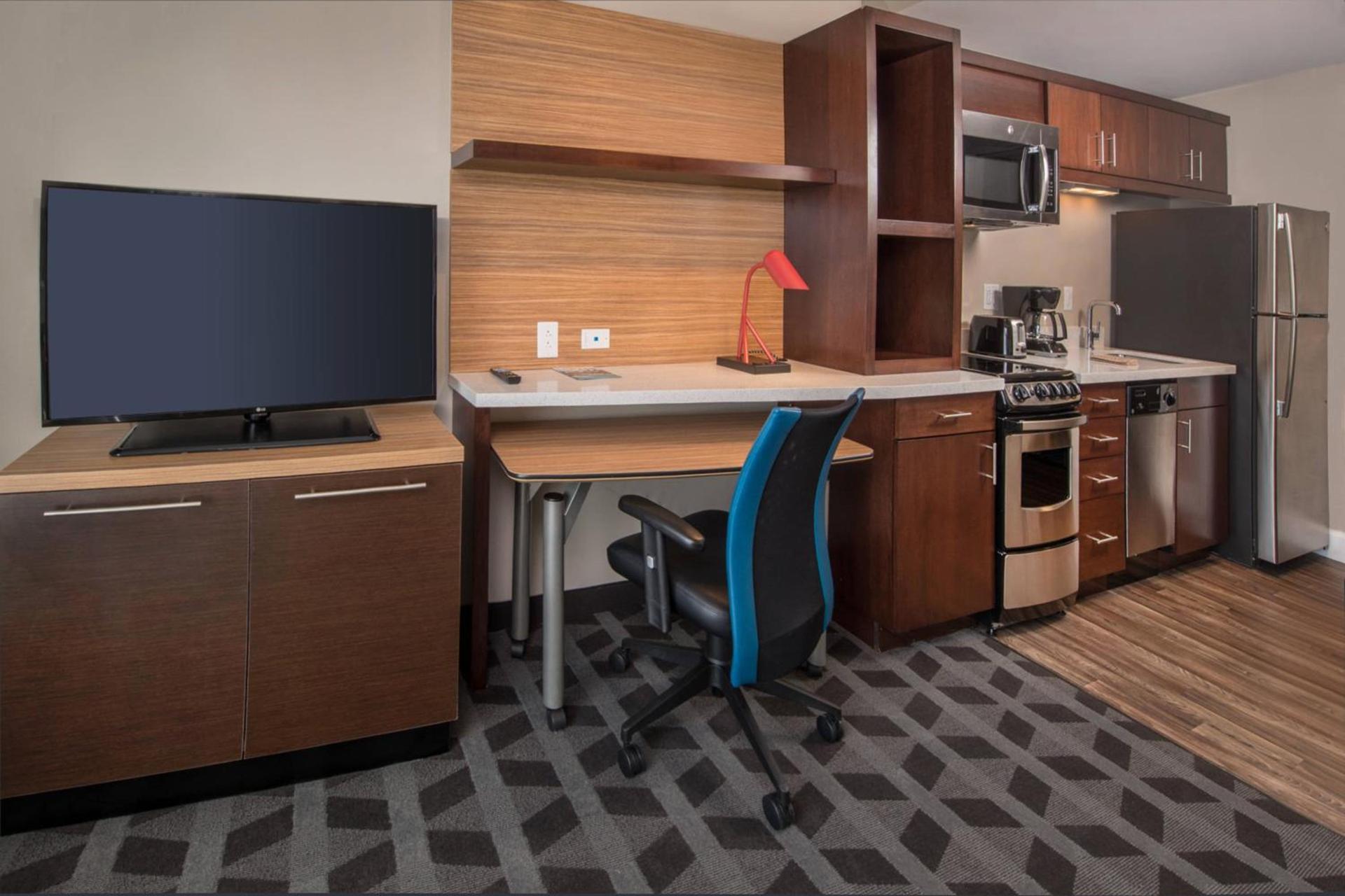 TownePlace Suites by Marriott Altoona photo 41