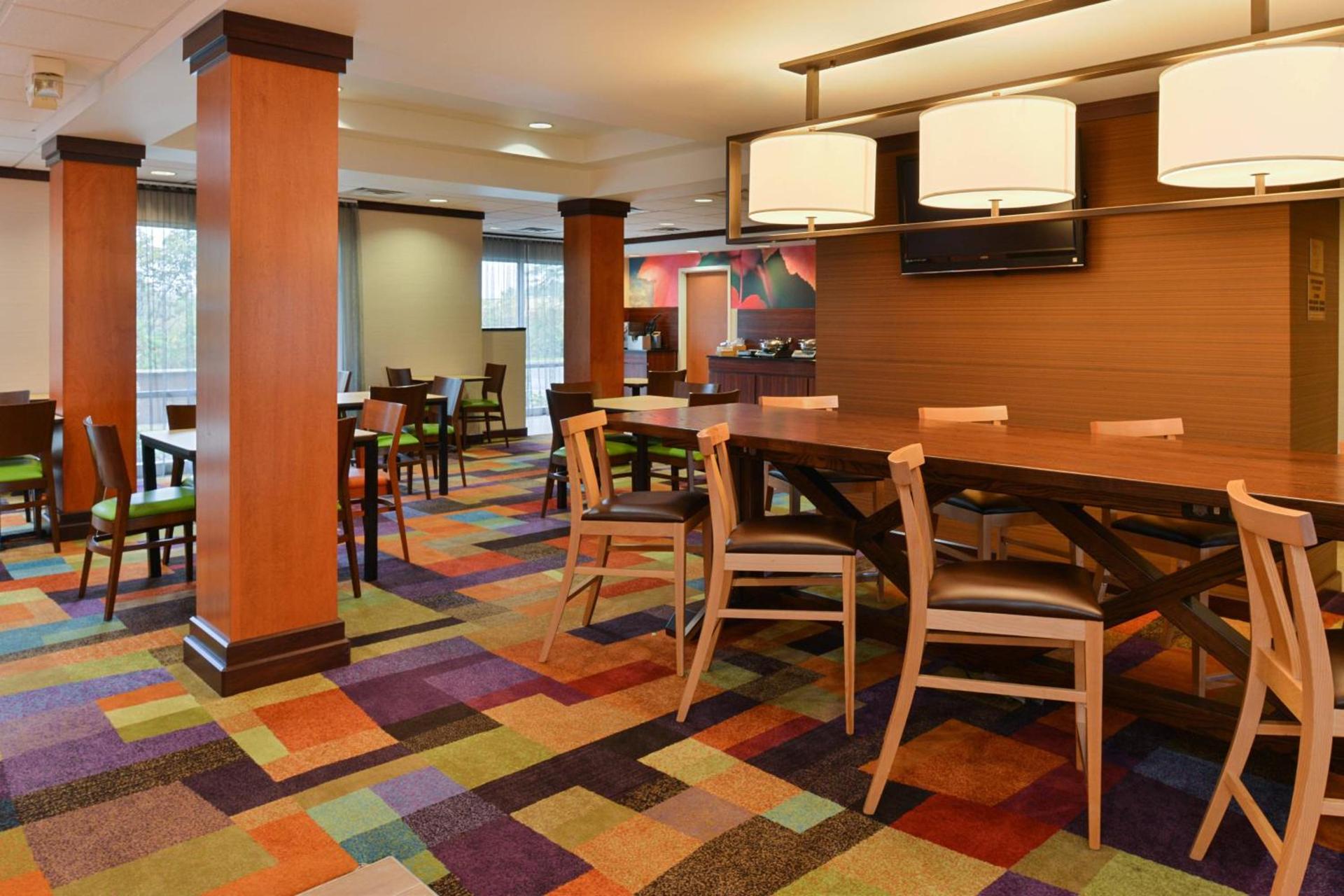 Fairfield Inn & Suites Cleveland Avon photo 6