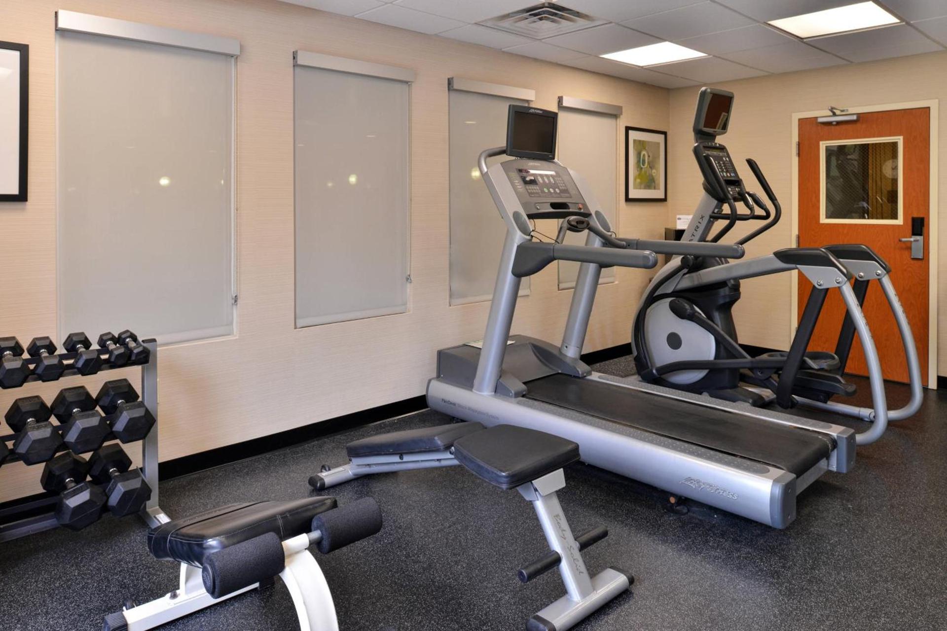 Fairfield Inn & Suites Cleveland Avon photo 11