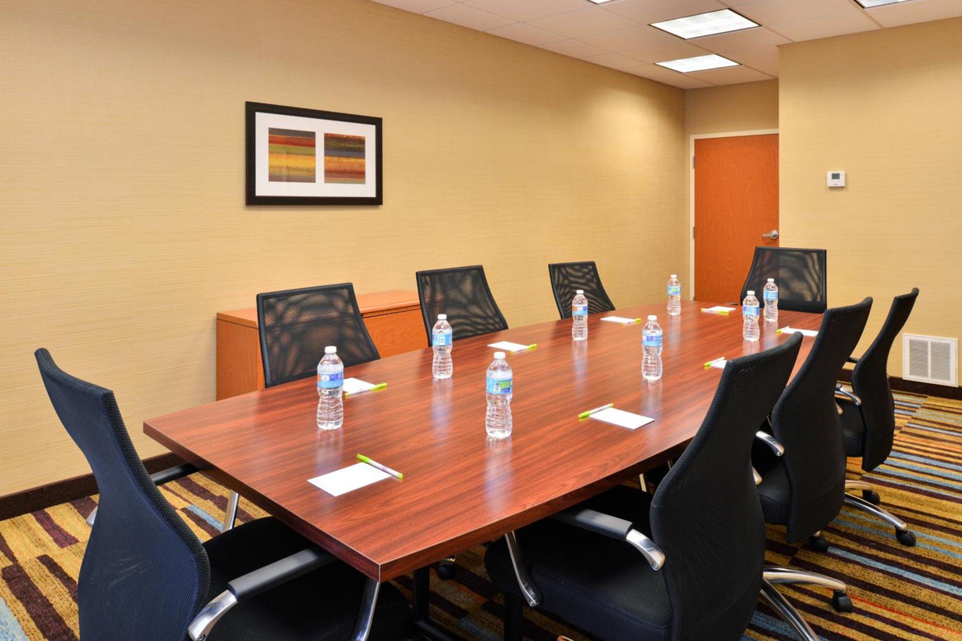 Fairfield Inn & Suites Cleveland Avon photo 8