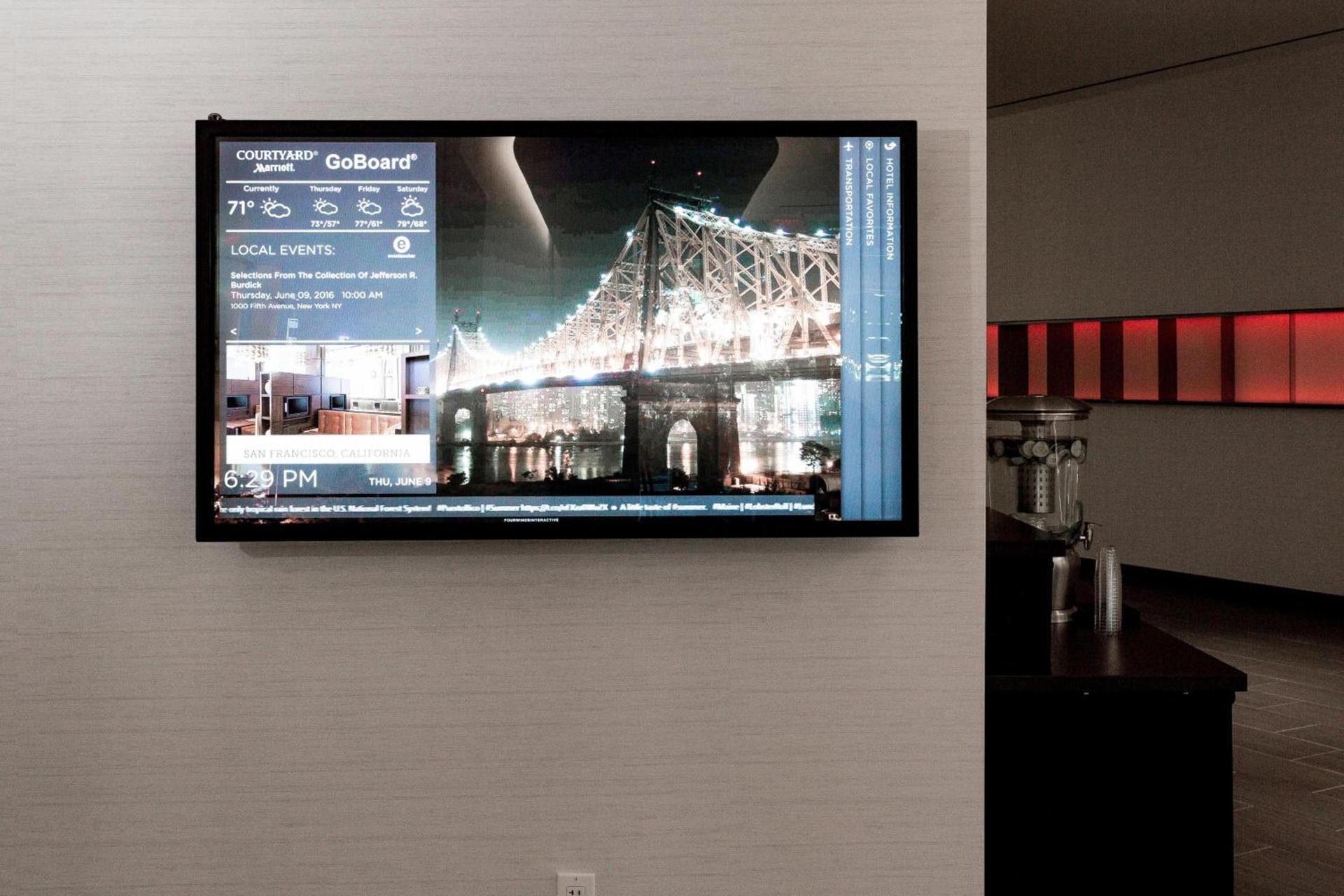 Courtyard by Marriott Long Island City/New York Manhattan View photo 21