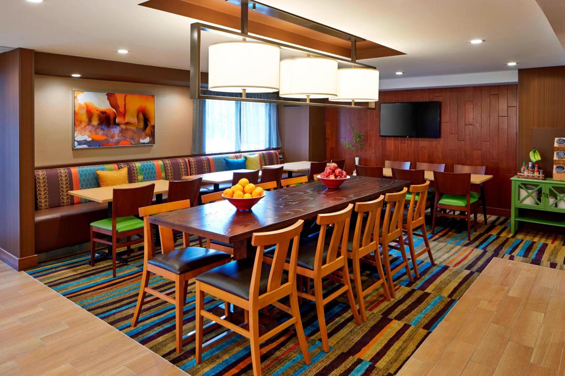 Fairfield Inn by Marriott Rochester East photo 15