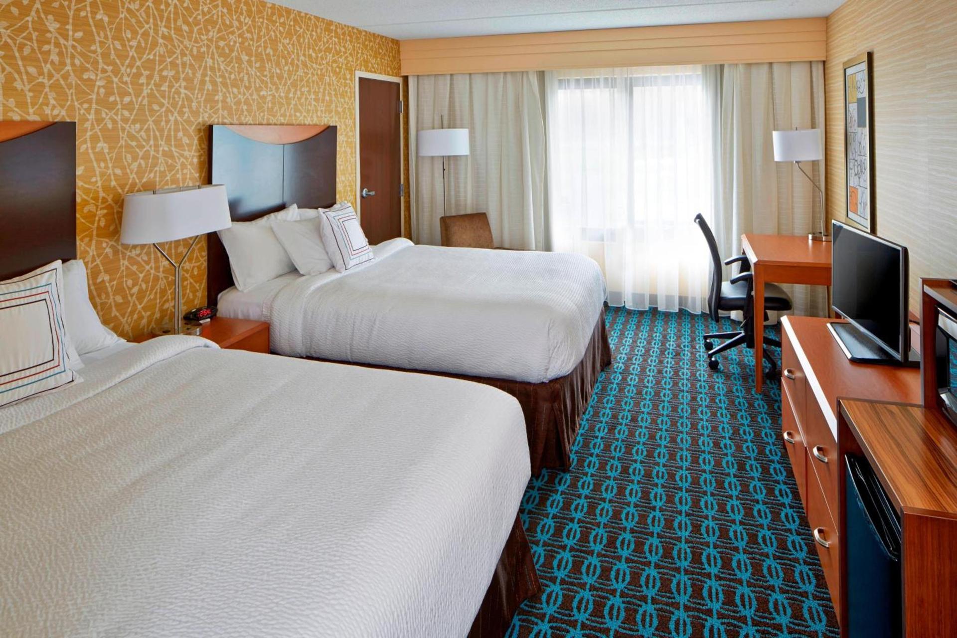 Fairfield Inn by Marriott Rochester East photo 3