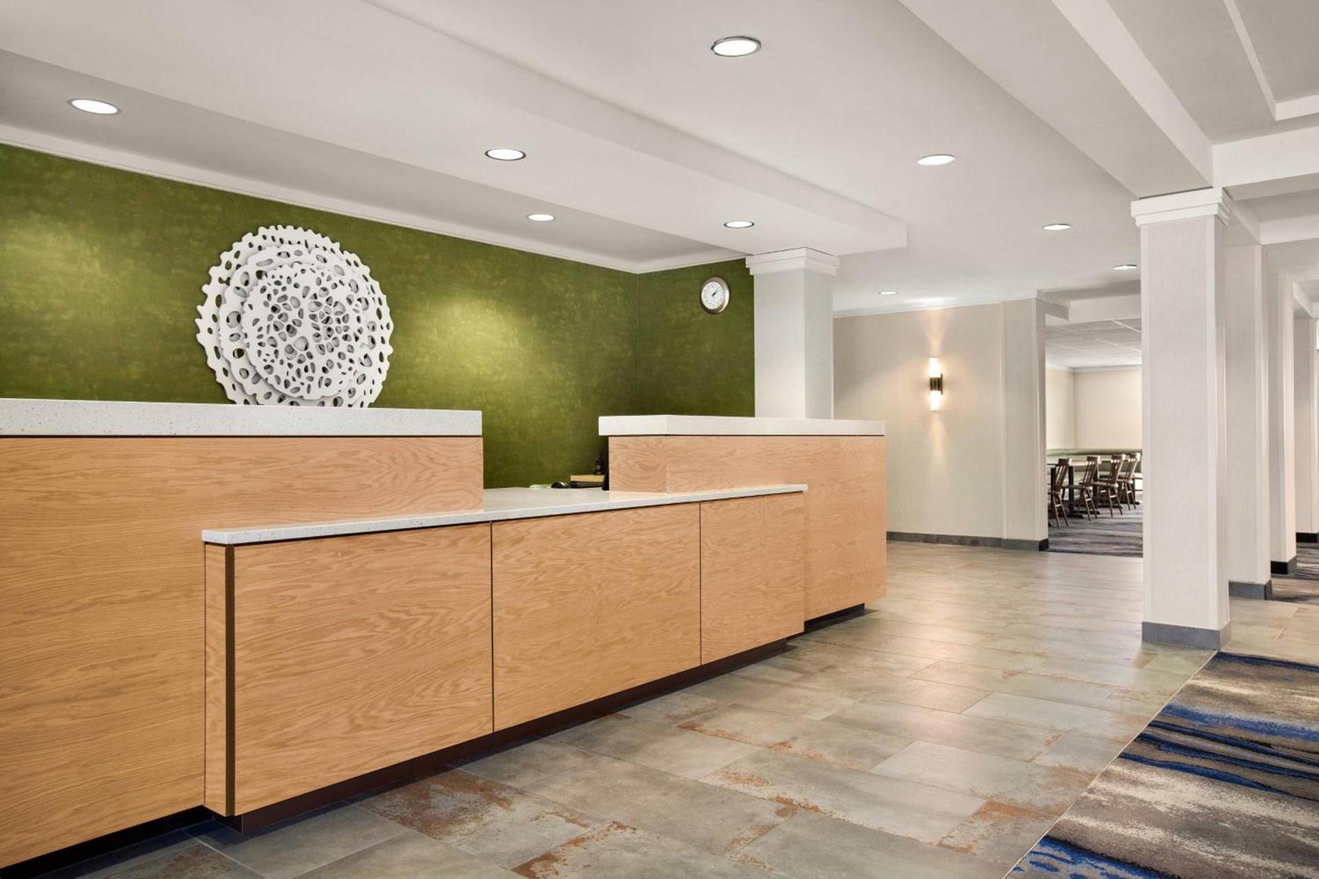 Fairfield Inn & Suites by Marriott Reno Sparks photo 2