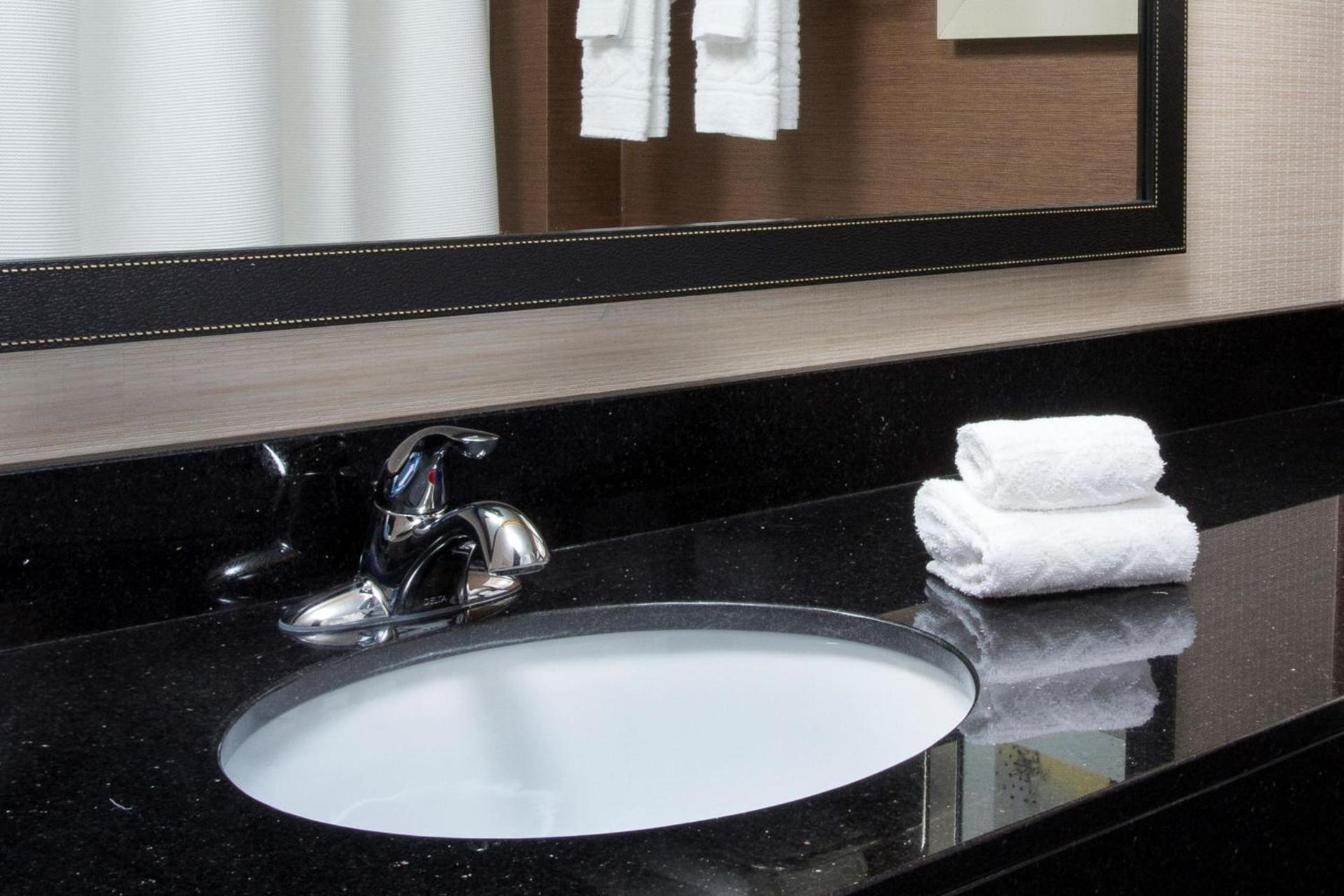 Fairfield Inn & Suites by Marriott Branson photo 9