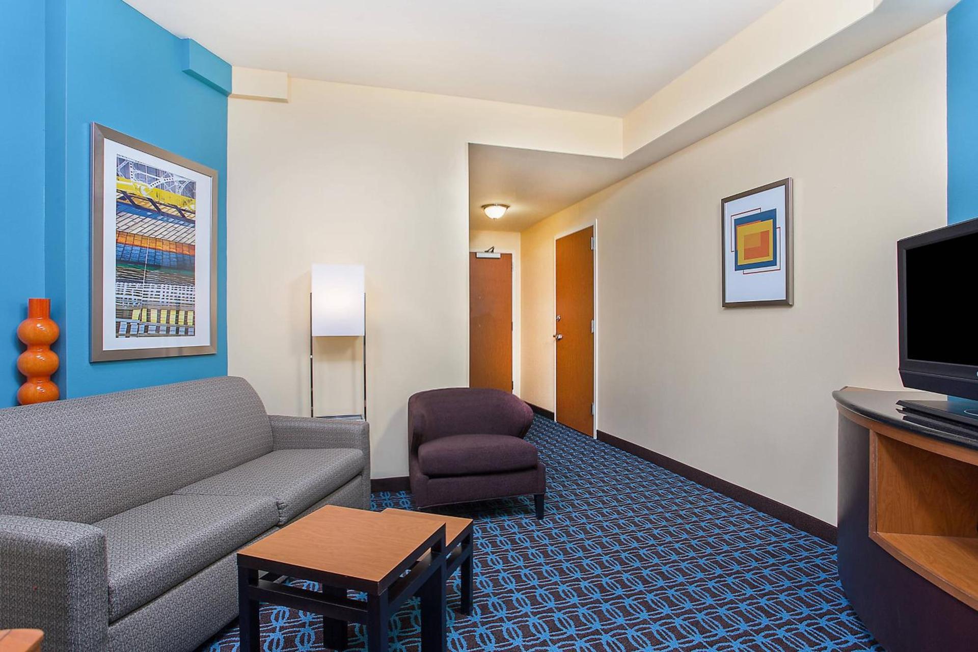 Fairfield Inn & Suites Louisville East photo 10