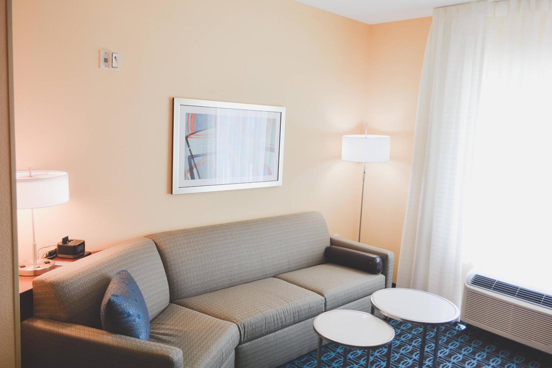 Fairfield Inn & Suites by Marriott San Antonio Brooks City Base photo 13