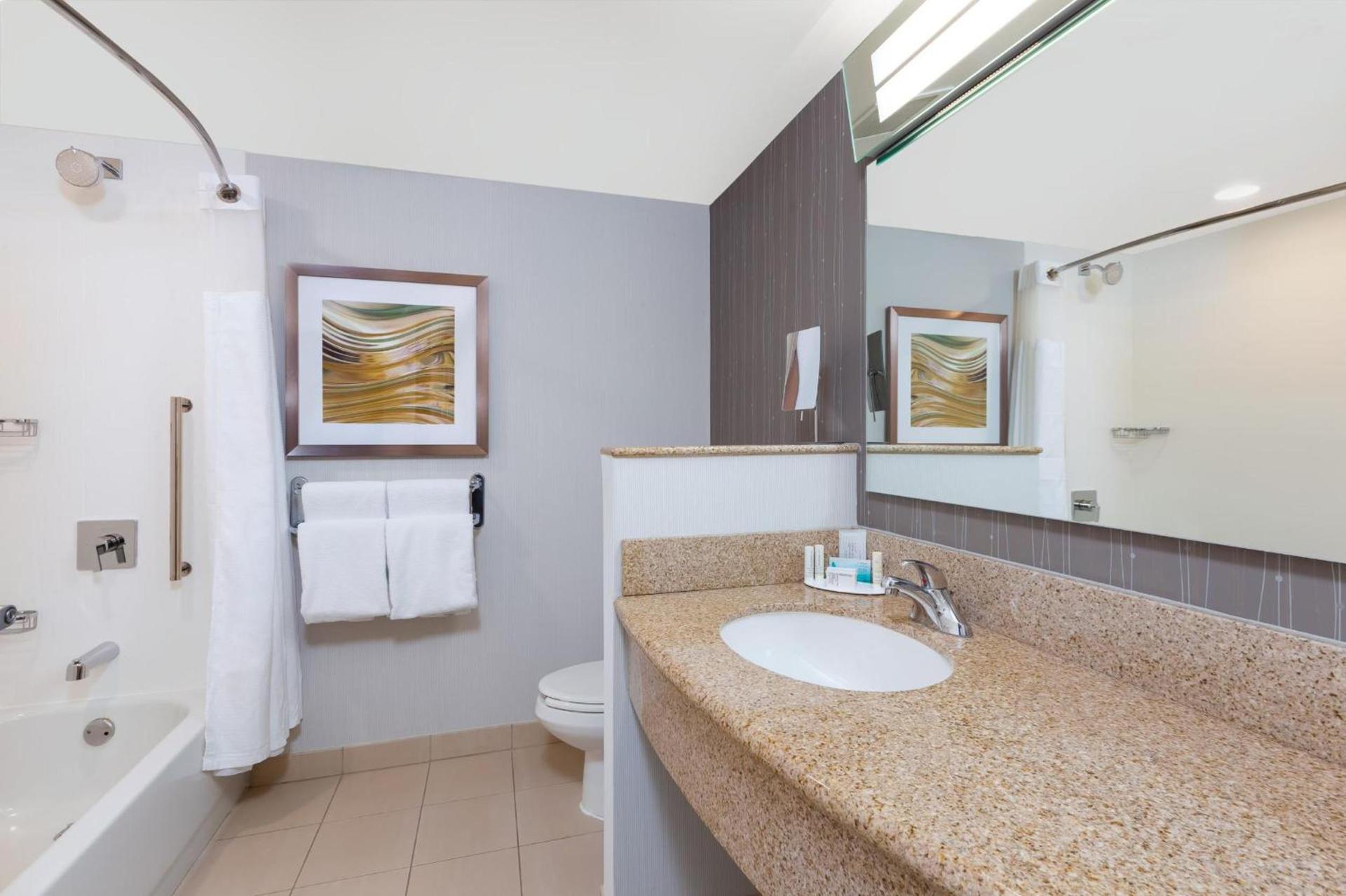 Courtyard by Marriott Dallas Allen at Allen Event Center photo 5