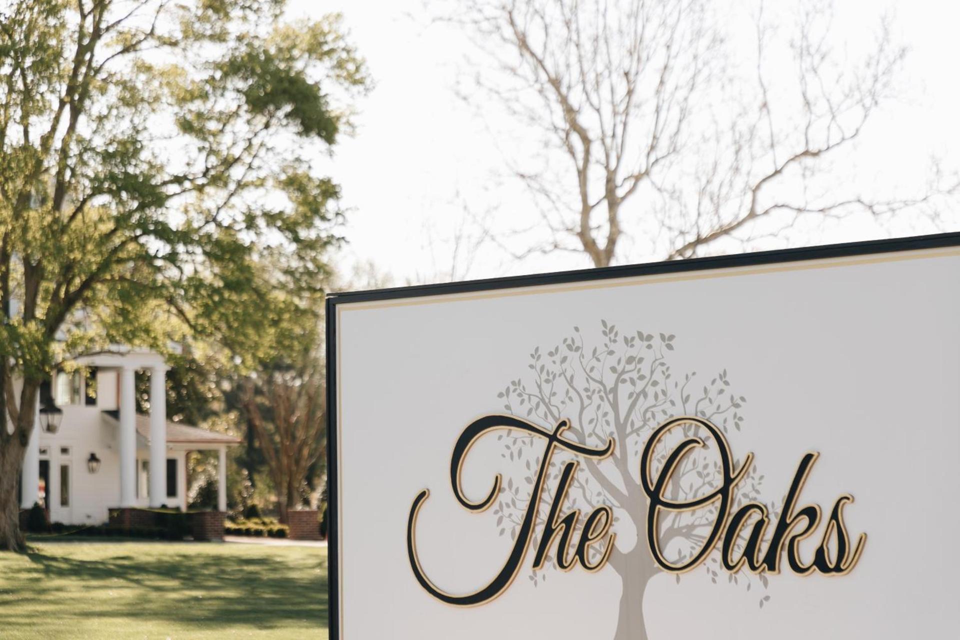 The Oaks Waterfront Hotel photo 76