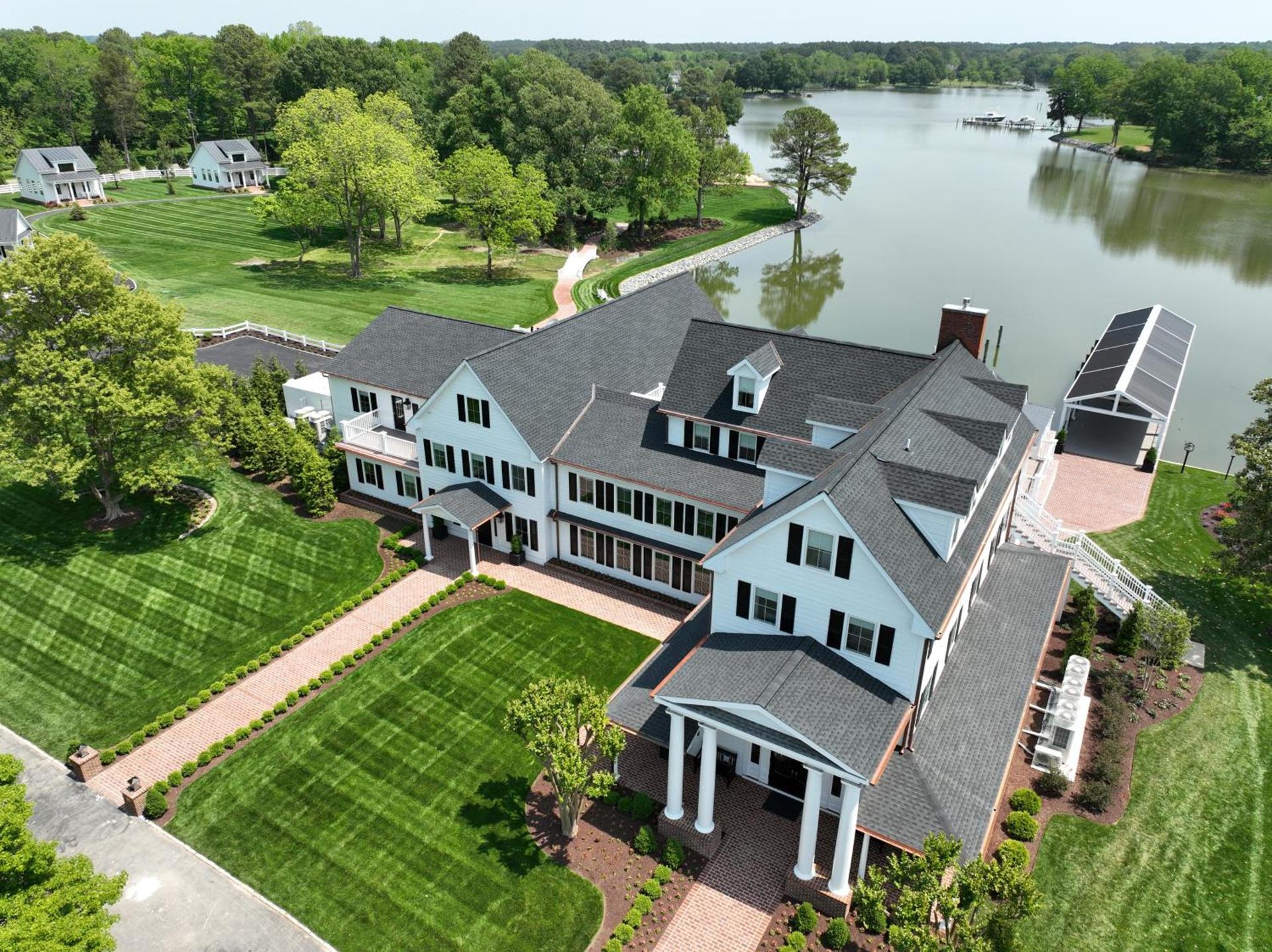 The Oaks Waterfront Hotel photo 88