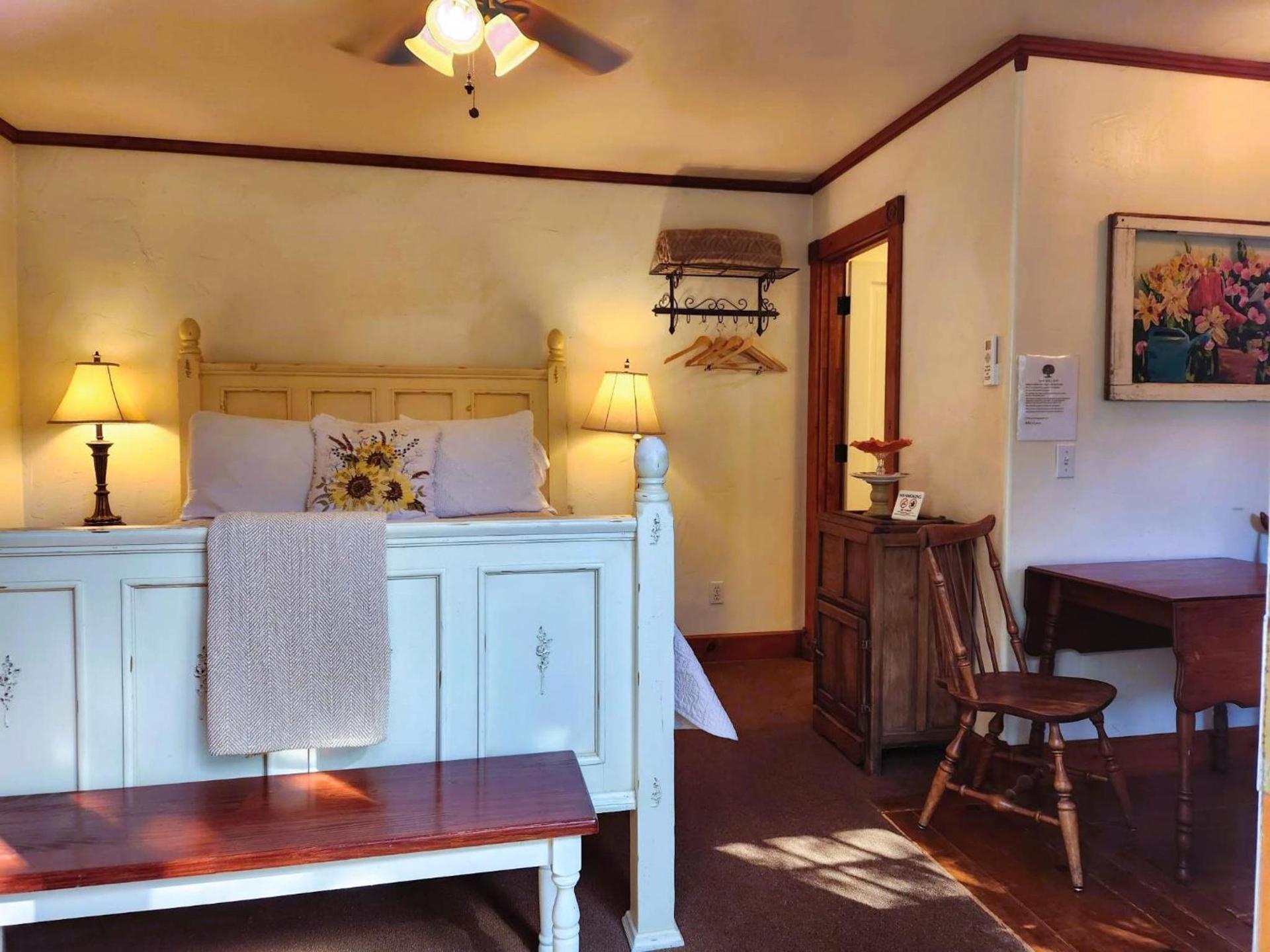 Oak Hill Inn photo 19