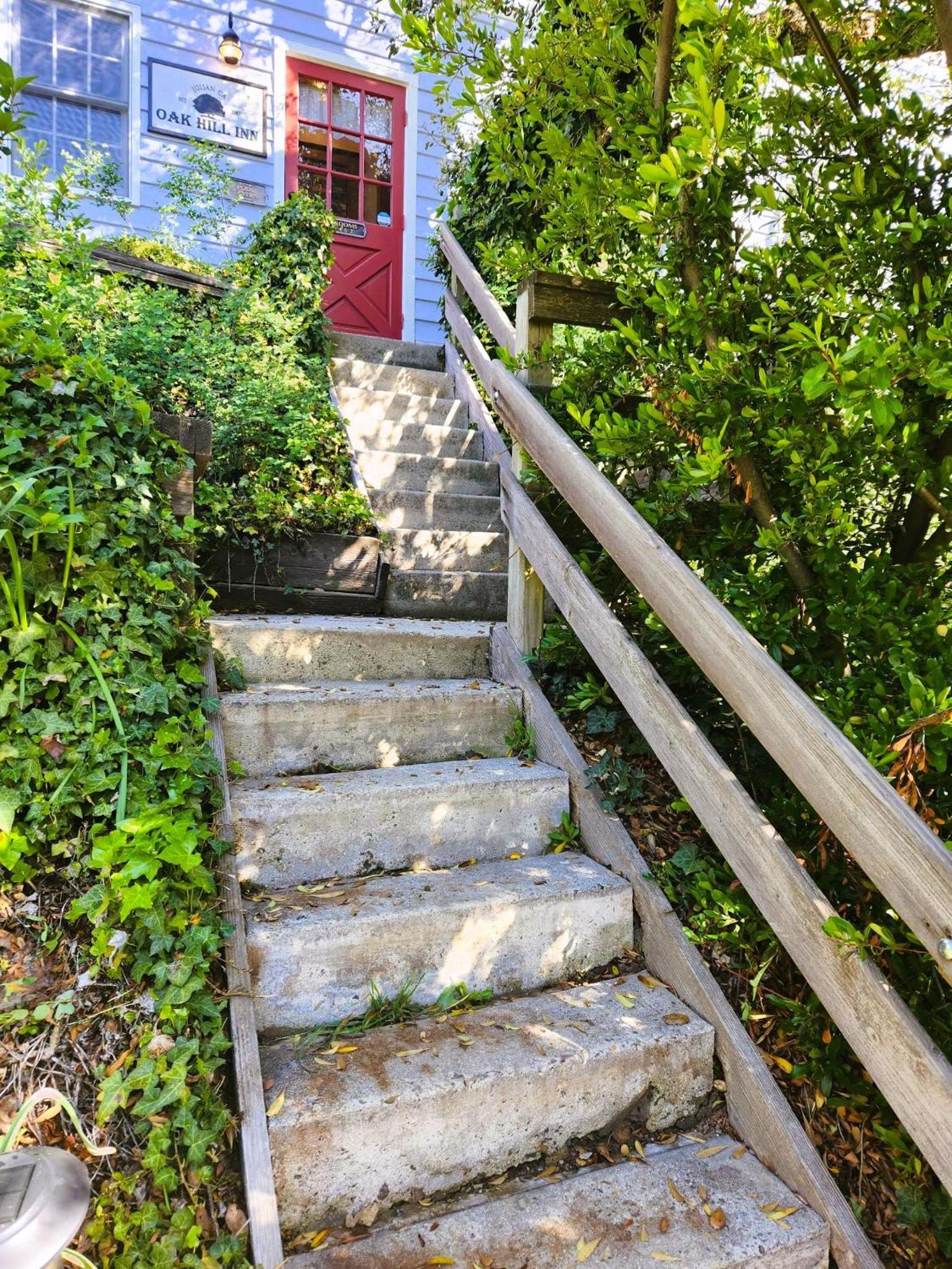Oak Hill Inn photo 20