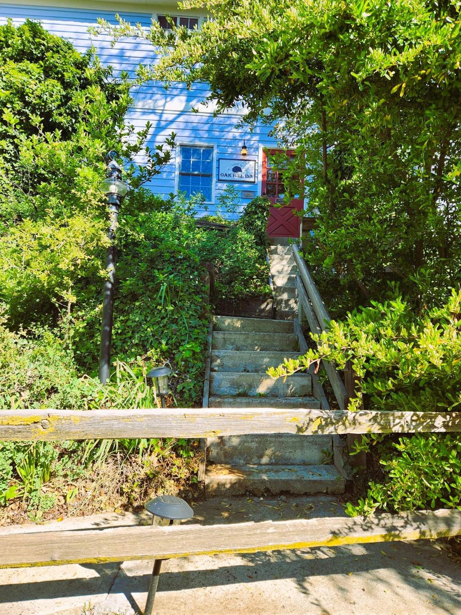 Oak Hill Inn photo 21