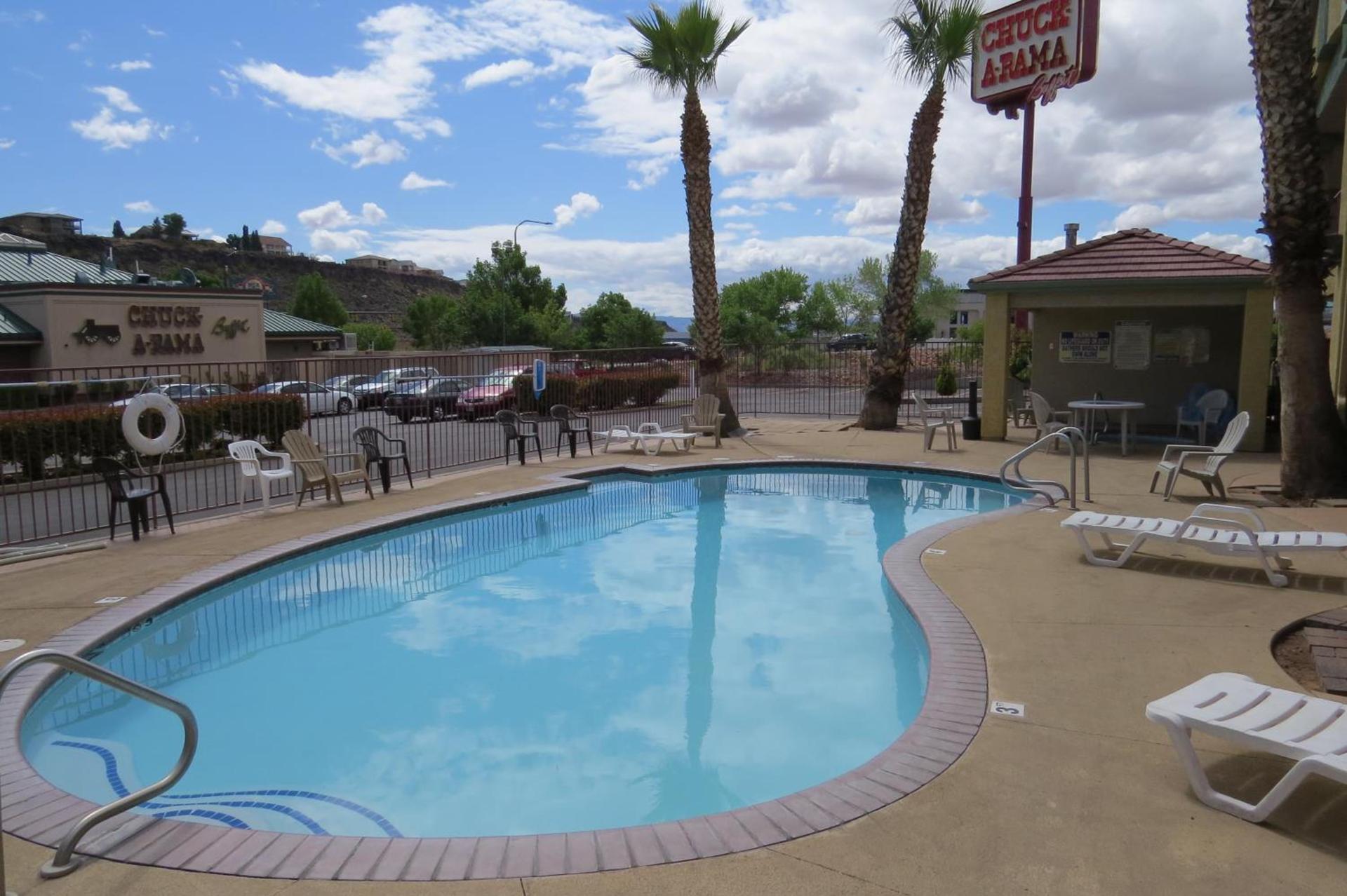 America's Best Inn & Suites Saint George photo 7