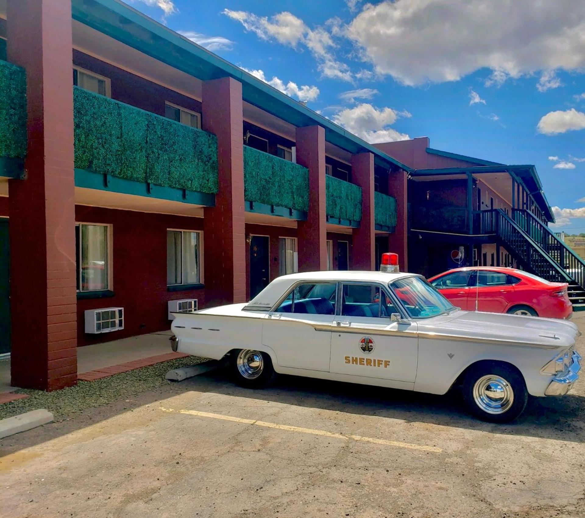 Canyon's Edge Route 66 Motel photo 35