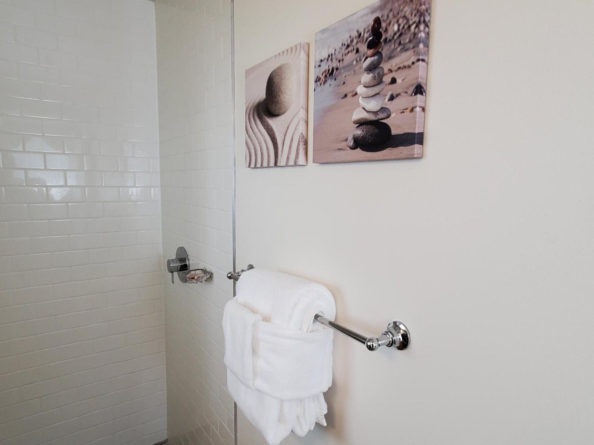 Moonstone Beach Motel photo 83