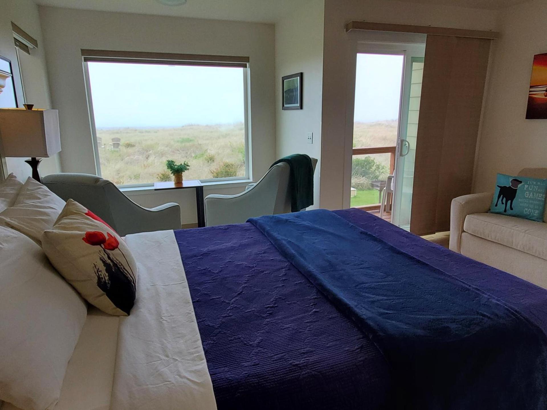 Moonstone Beach Motel photo 89