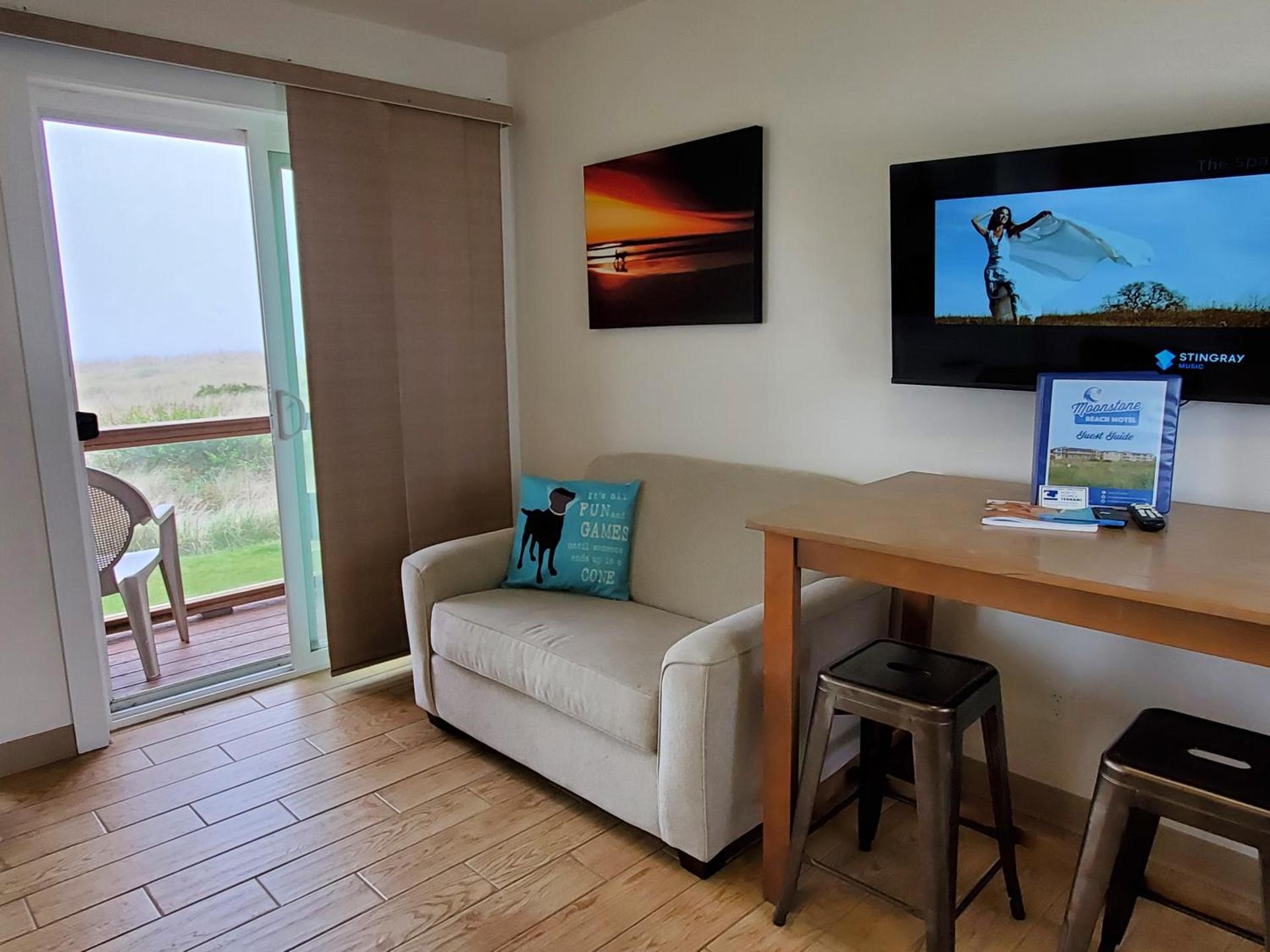Moonstone Beach Motel photo 90