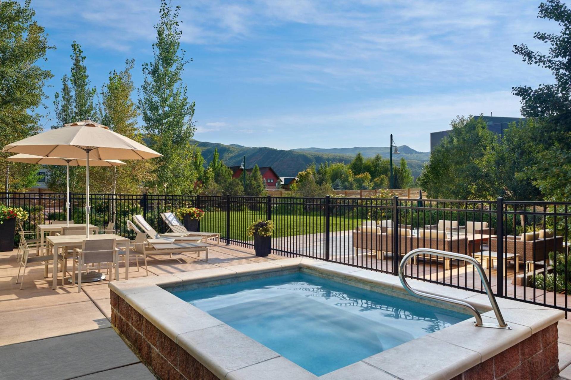 Element by Marriott Basalt - Aspen photo 3