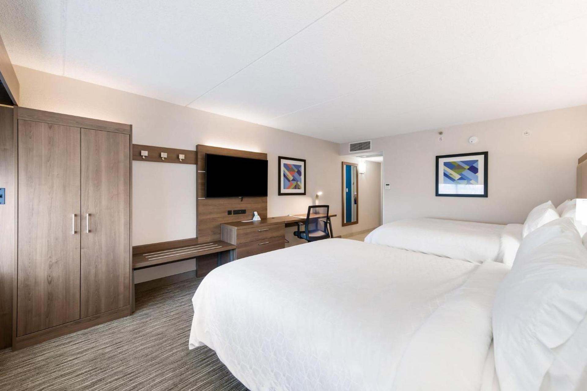 Holiday Inn Express Naperville by IHG photo 47
