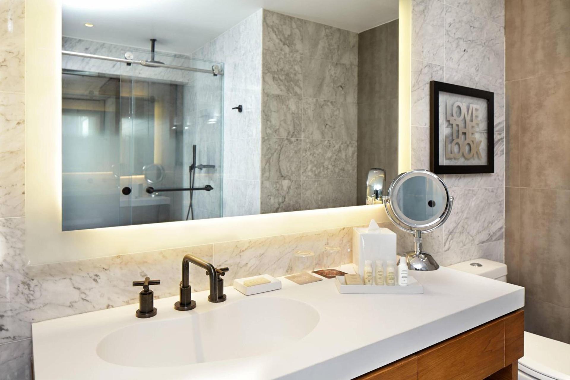 Renaissance New York Midtown Hotel photo 22