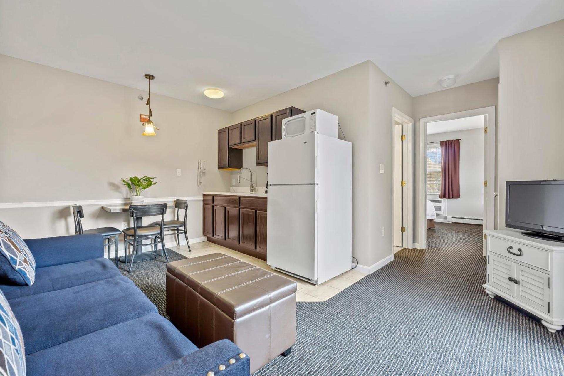 Sea Rose Suites photo 17