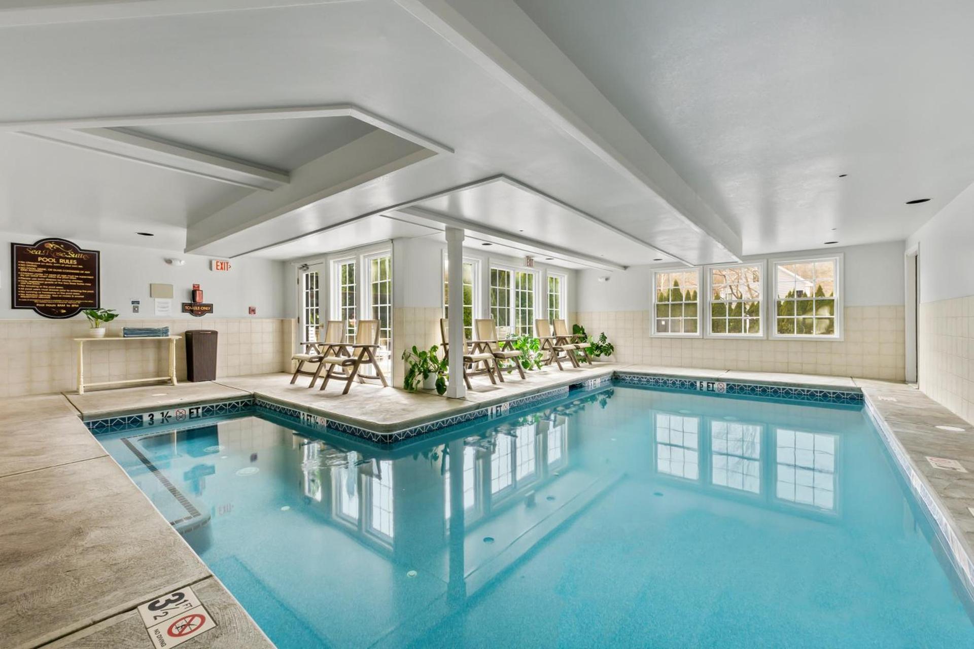 Sea Rose Suites photo 40