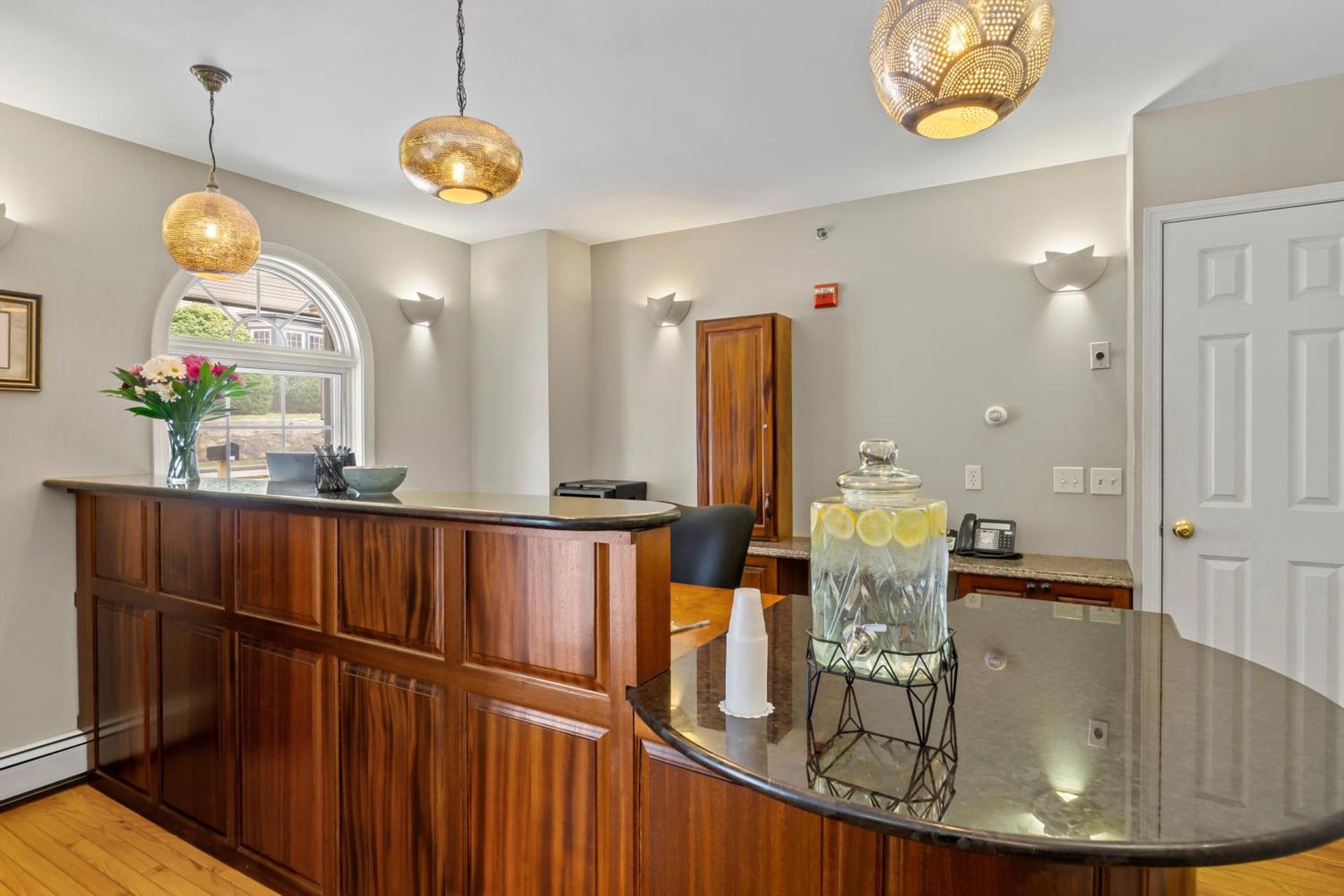 Sea Rose Suites photo 43