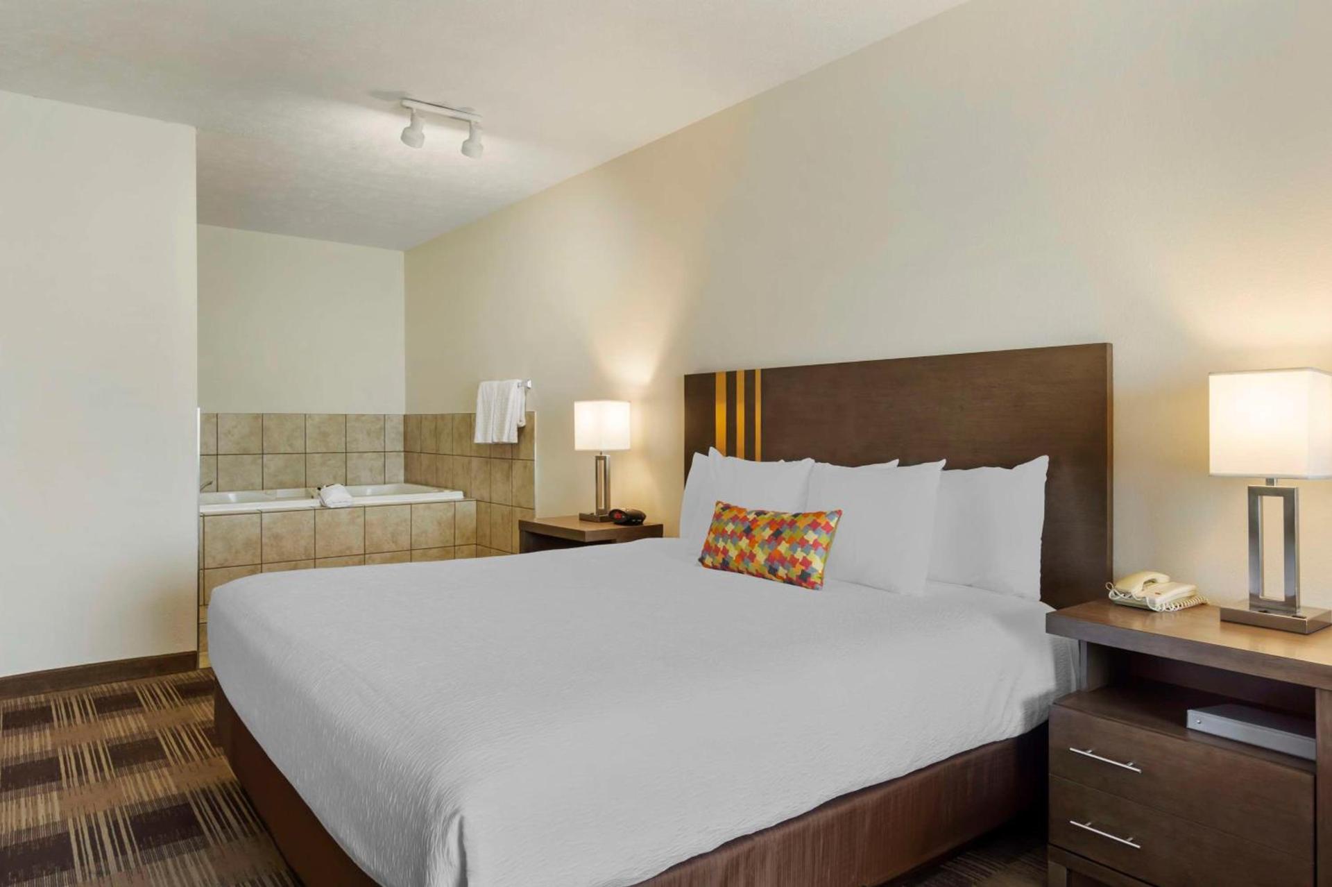 Best Western Plus The Inn at Horse Heaven photo 11