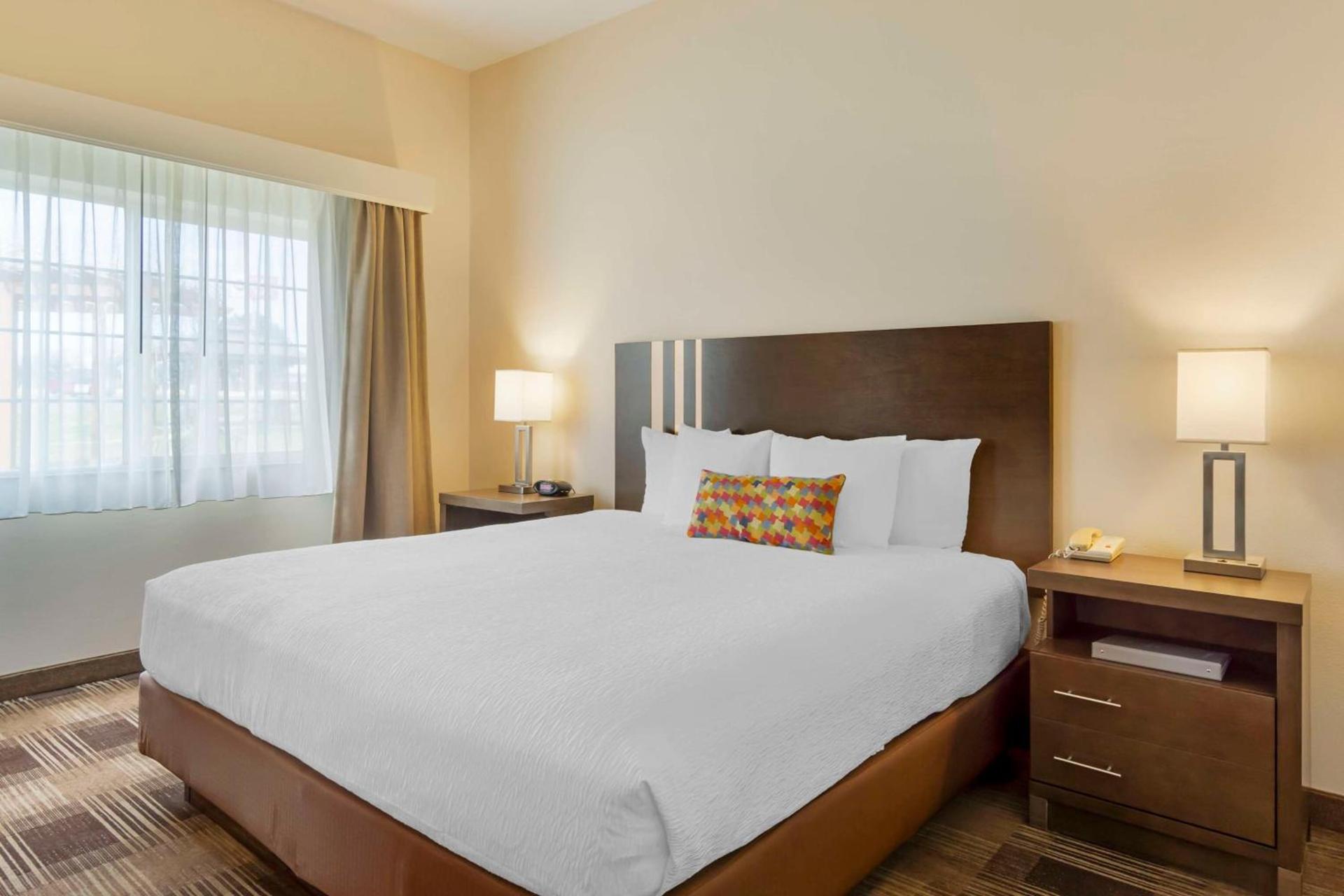 Best Western Plus The Inn at Horse Heaven photo 20